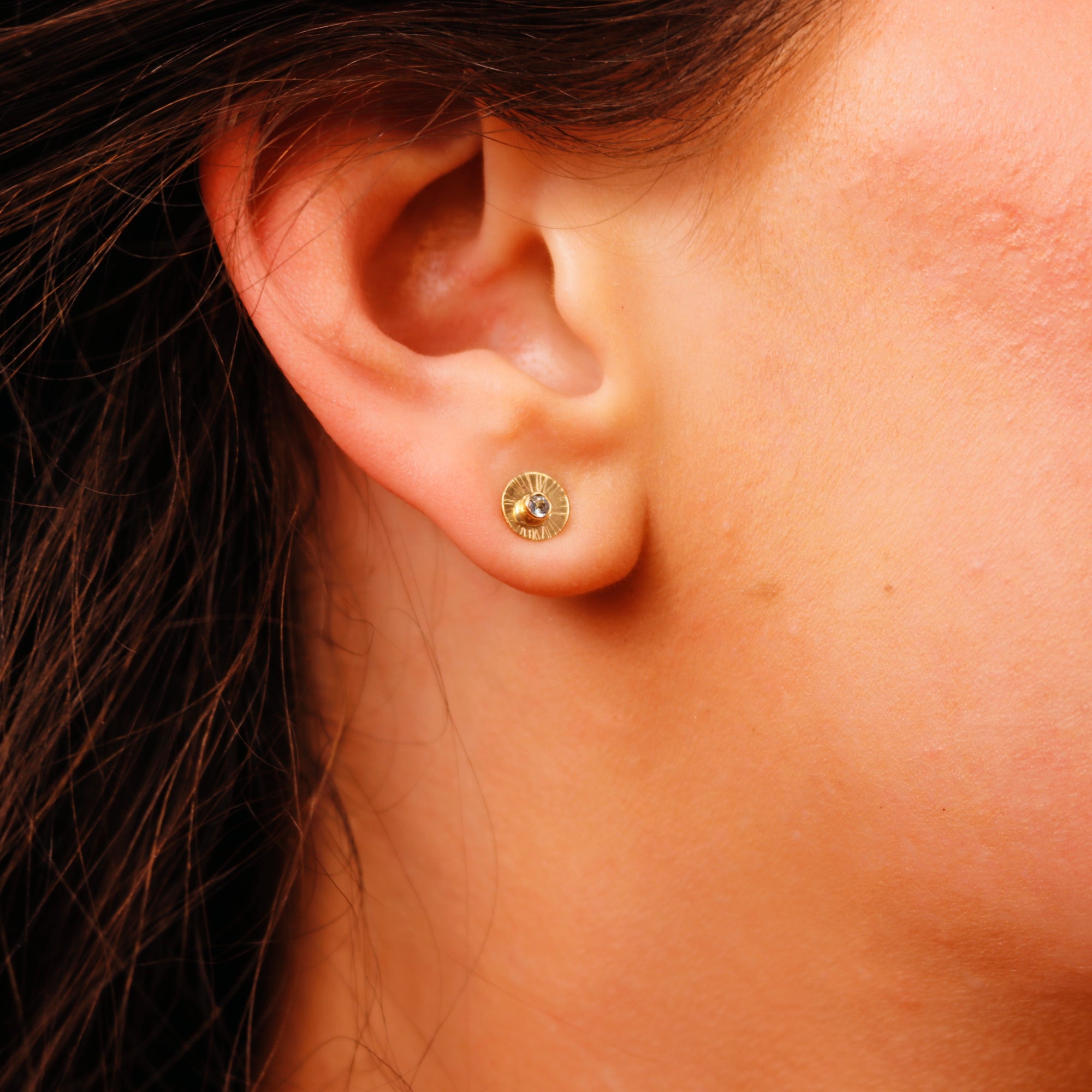14k Gold Sunrise Disc Aquamarine Stud Earrings