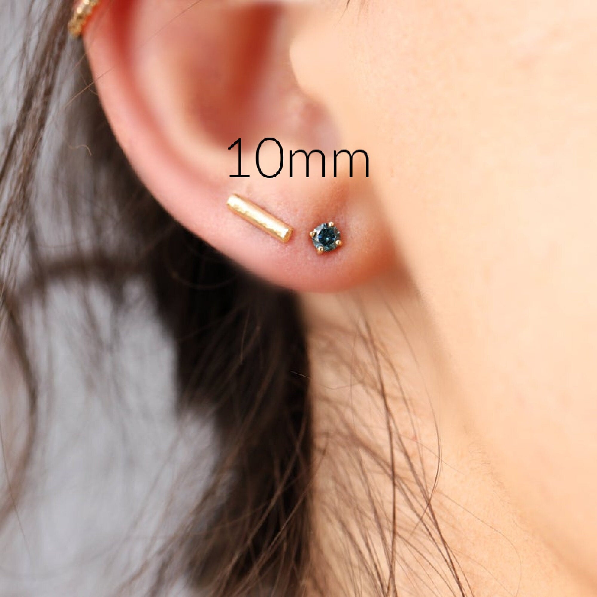 14k Gold Hammered Bar Stud Earrings