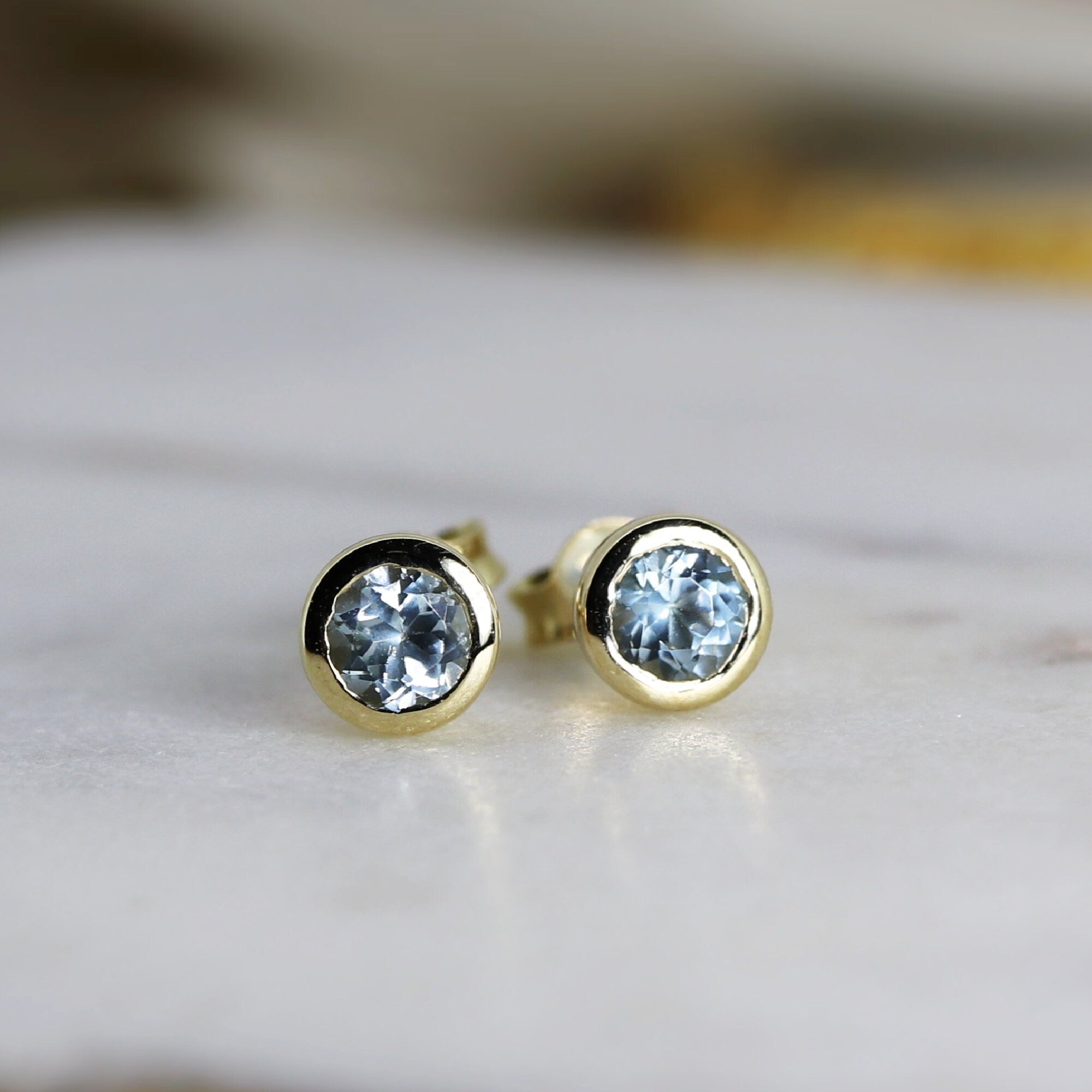 14k Gold Bezel Set Aquamarine Stud Earrings