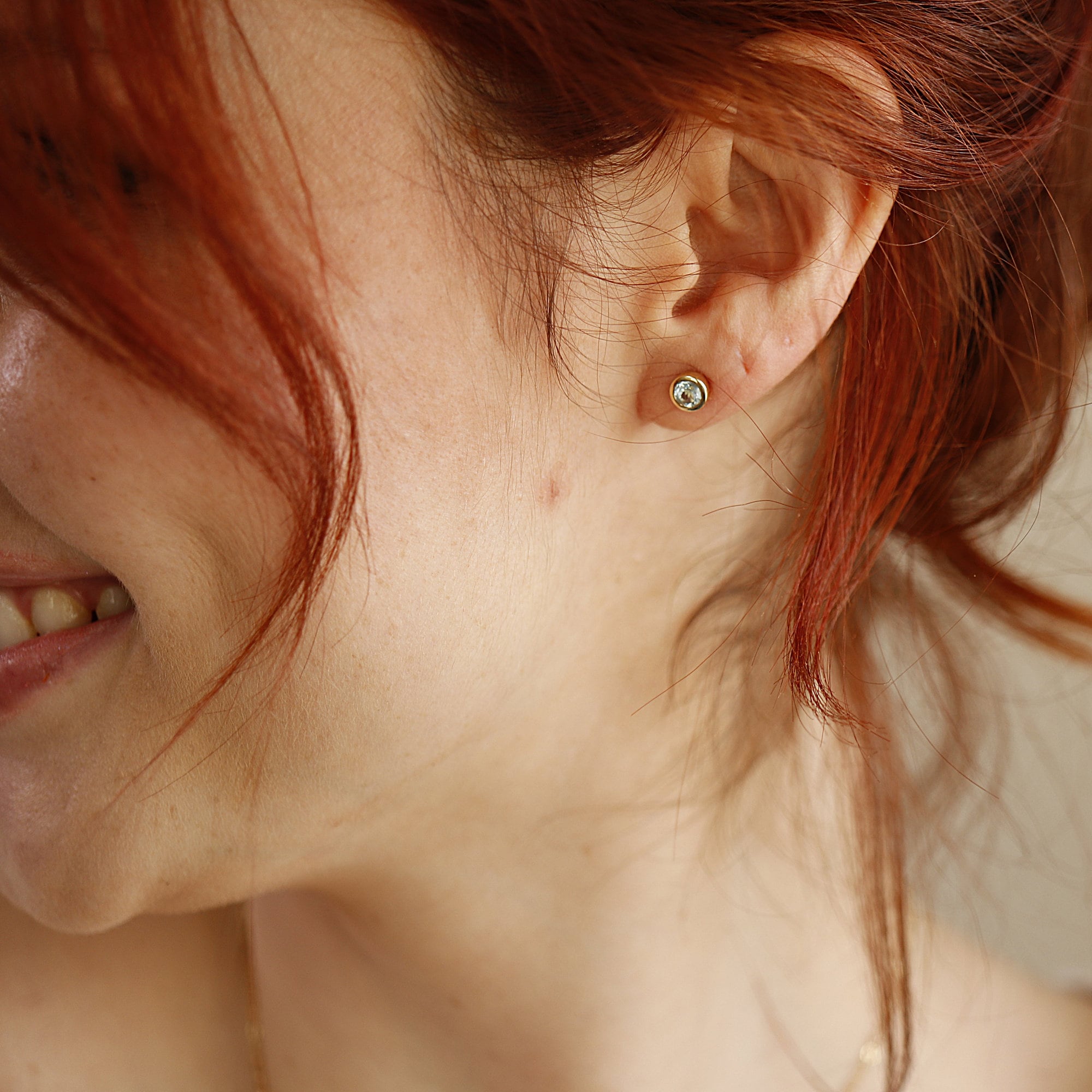 14k Gold Bezel Set Aquamarine Stud Earrings
