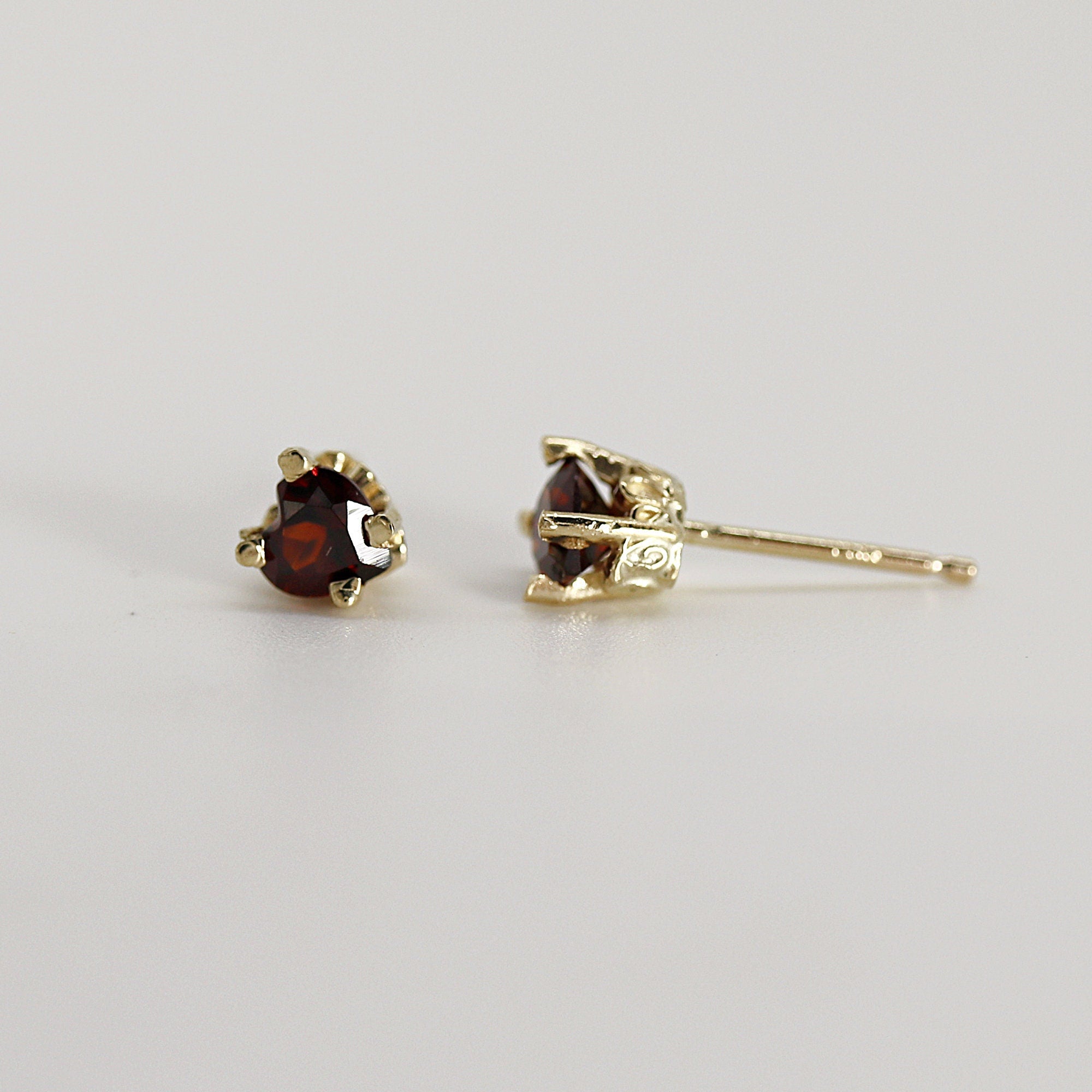 Garnet Heart Stud Earrings 14k Gold