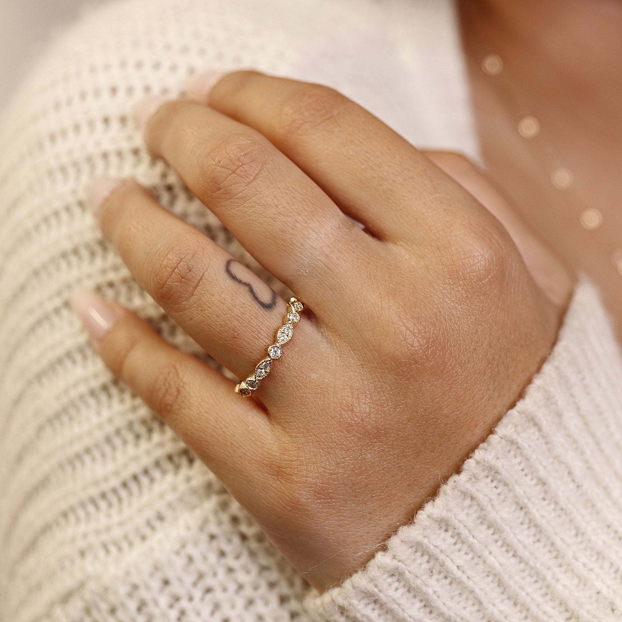 Art Deco Wedding Band 14k Solid Gold, Milgrain Diamond Wedding Ring