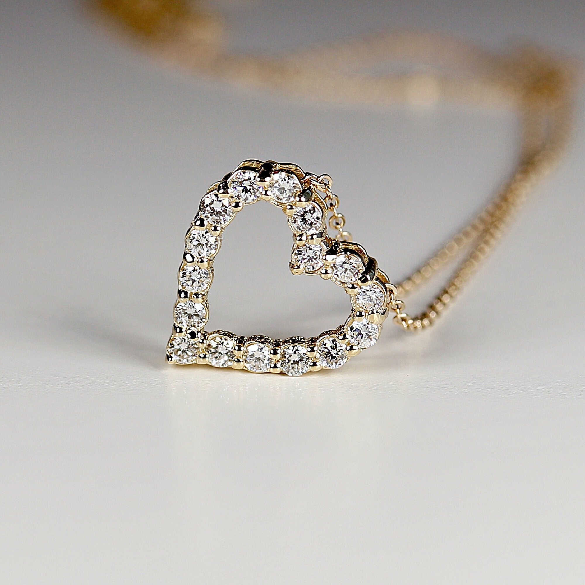 14k Gold Natural Diamond Sliding Open Heart Necklace