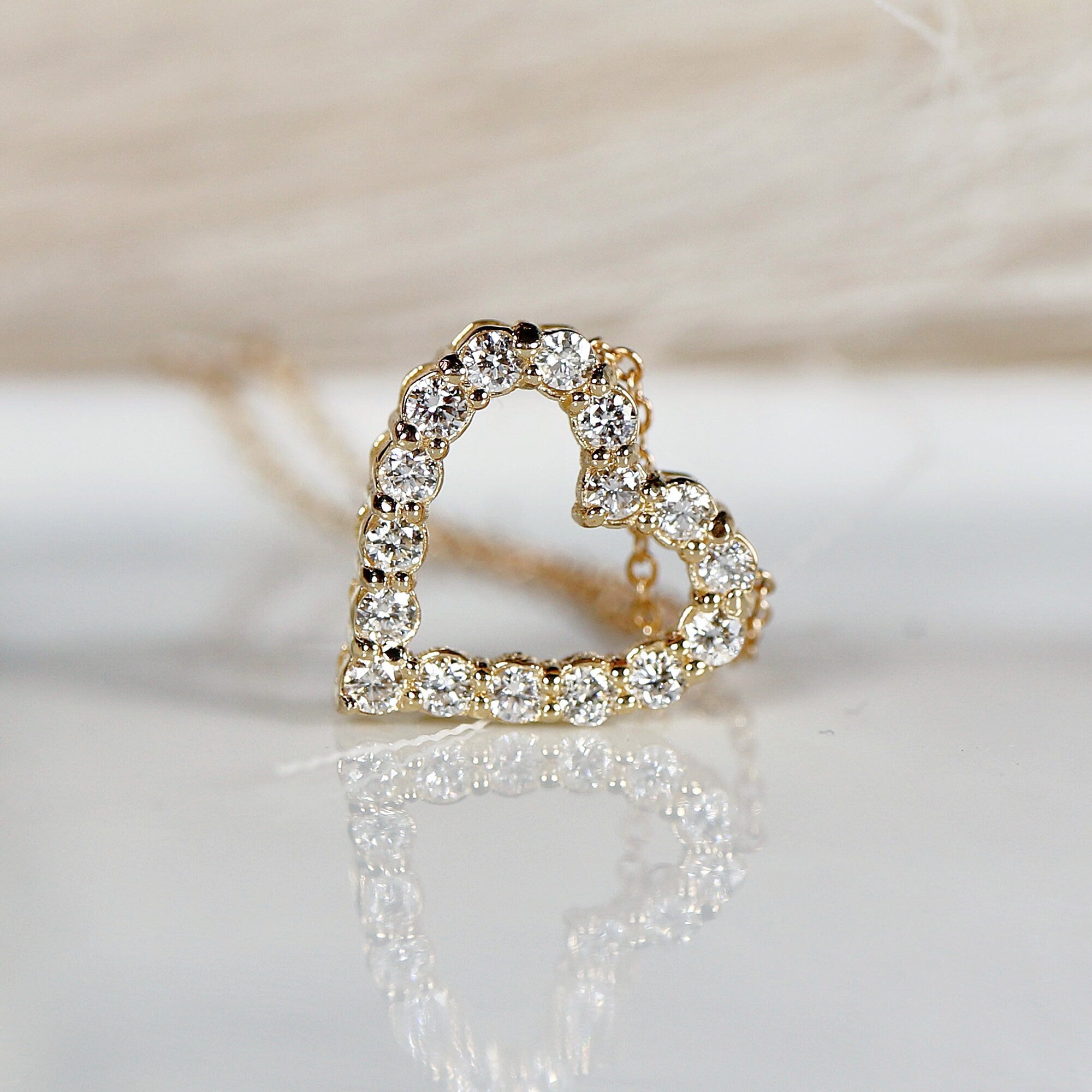 14k Gold Natural Diamond Sliding Open Heart Necklace