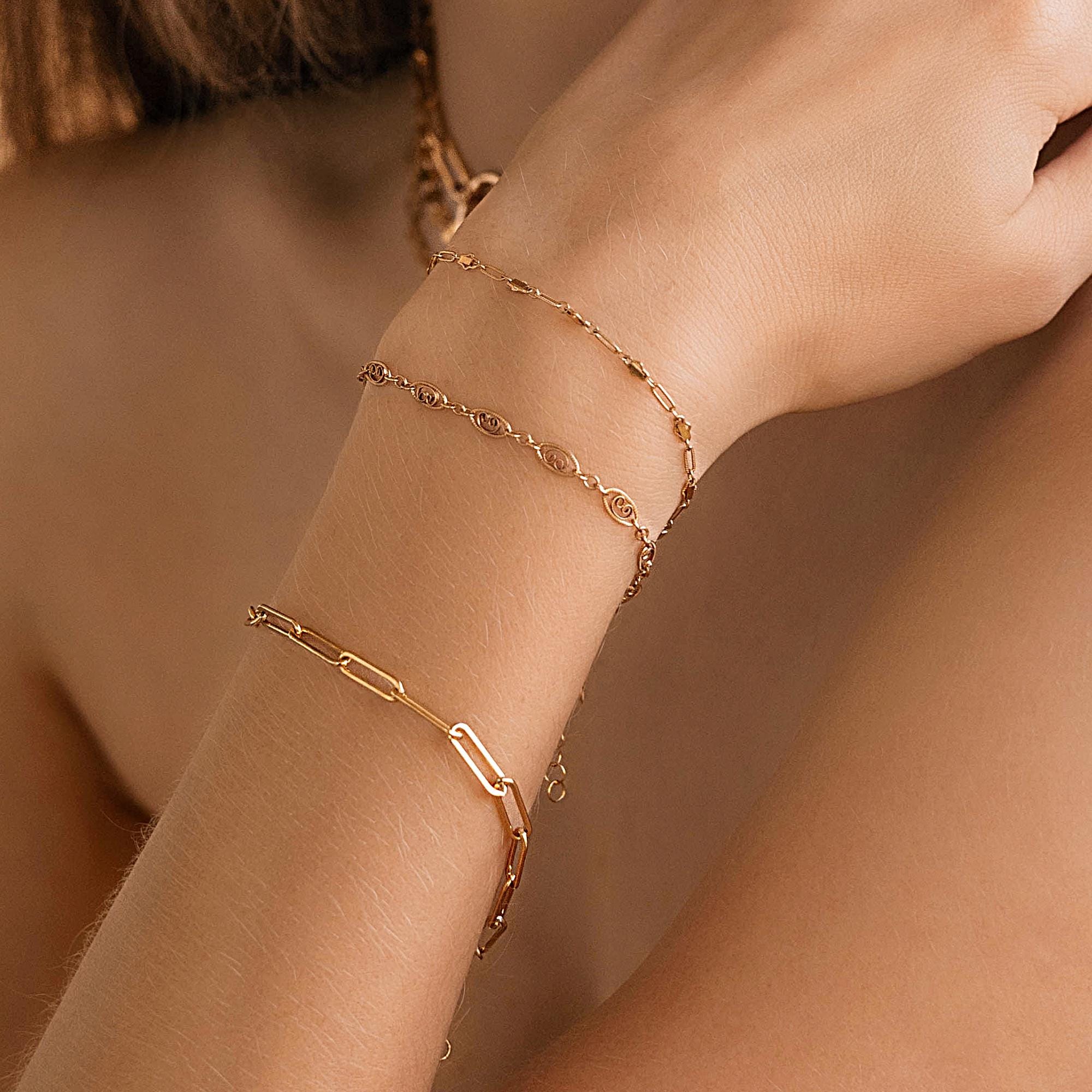 Gold Chain Bracelet, Gold Filled Minimalist Chain Bracelet, Layering Bracelet, Statement Bracelet, Jewelry Gift For Mom