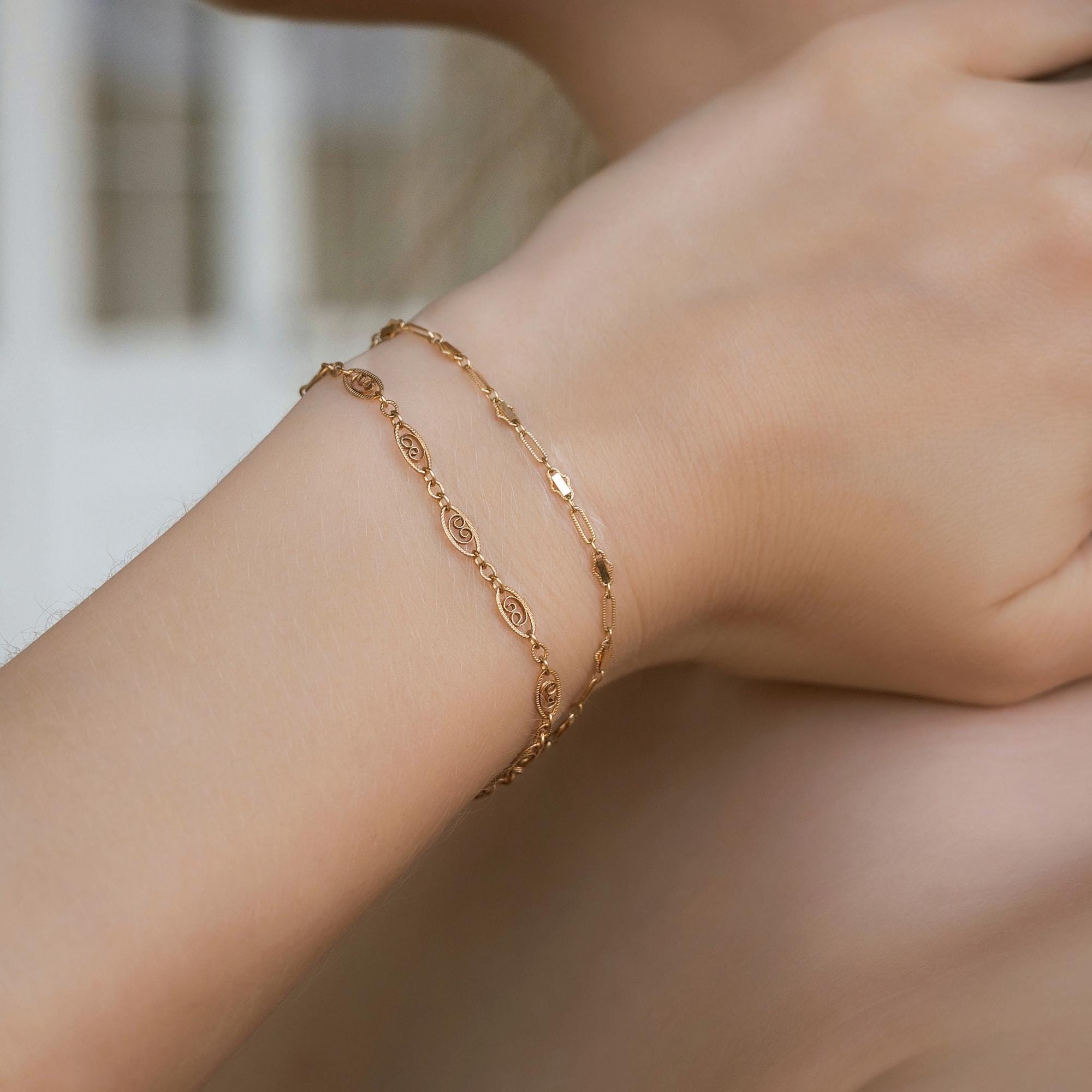 Gold Chain Bracelet, Gold Filled Minimalist Chain Bracelet, Layering Bracelet, Statement Bracelet, Jewelry Gift For Mom