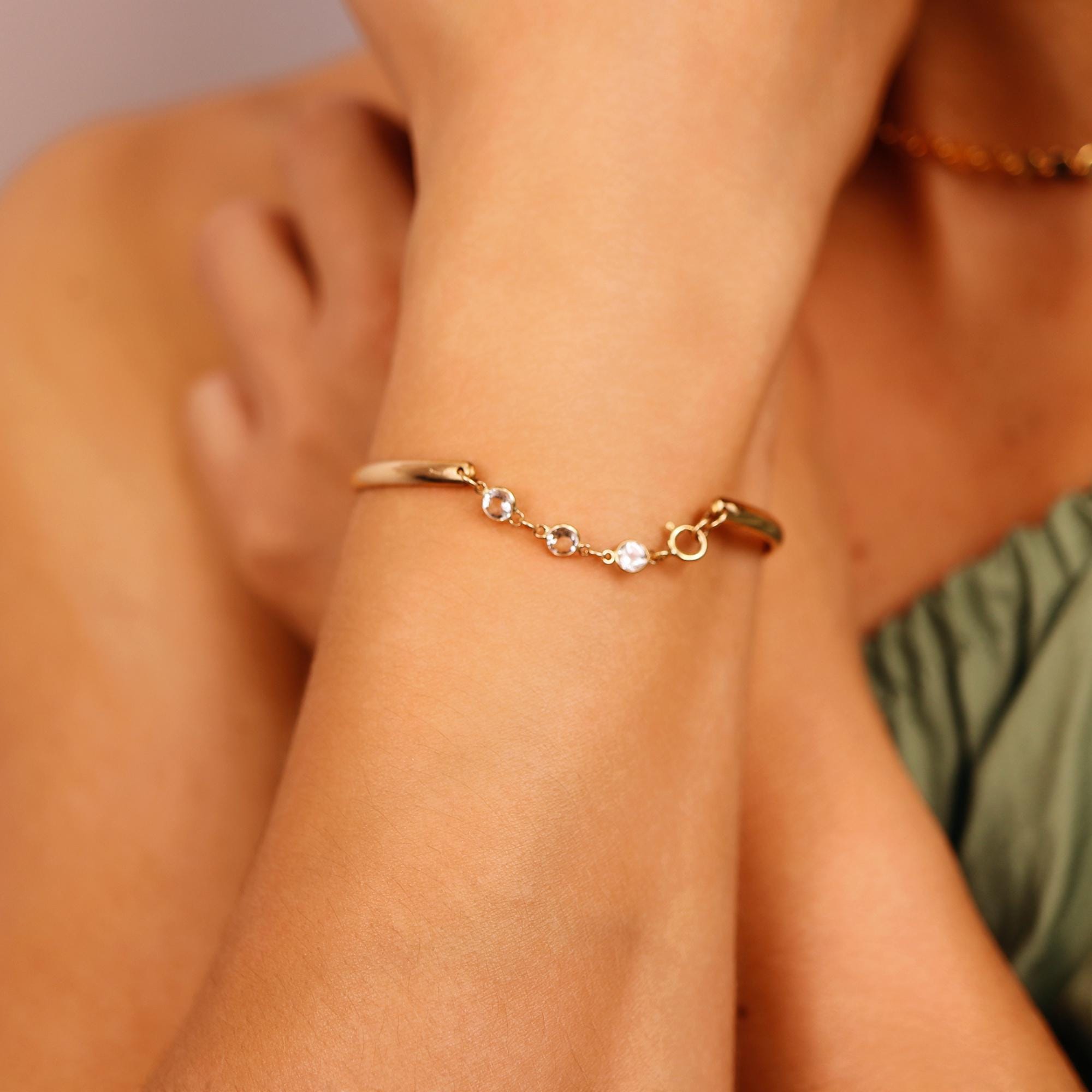 Three Birthstone Bracelet 14k Gold Filled, Personalized Gemstone Bangle Handmade Jewelry, Cuff Bracelet Birthday Gift, Gift for Bridesmaids