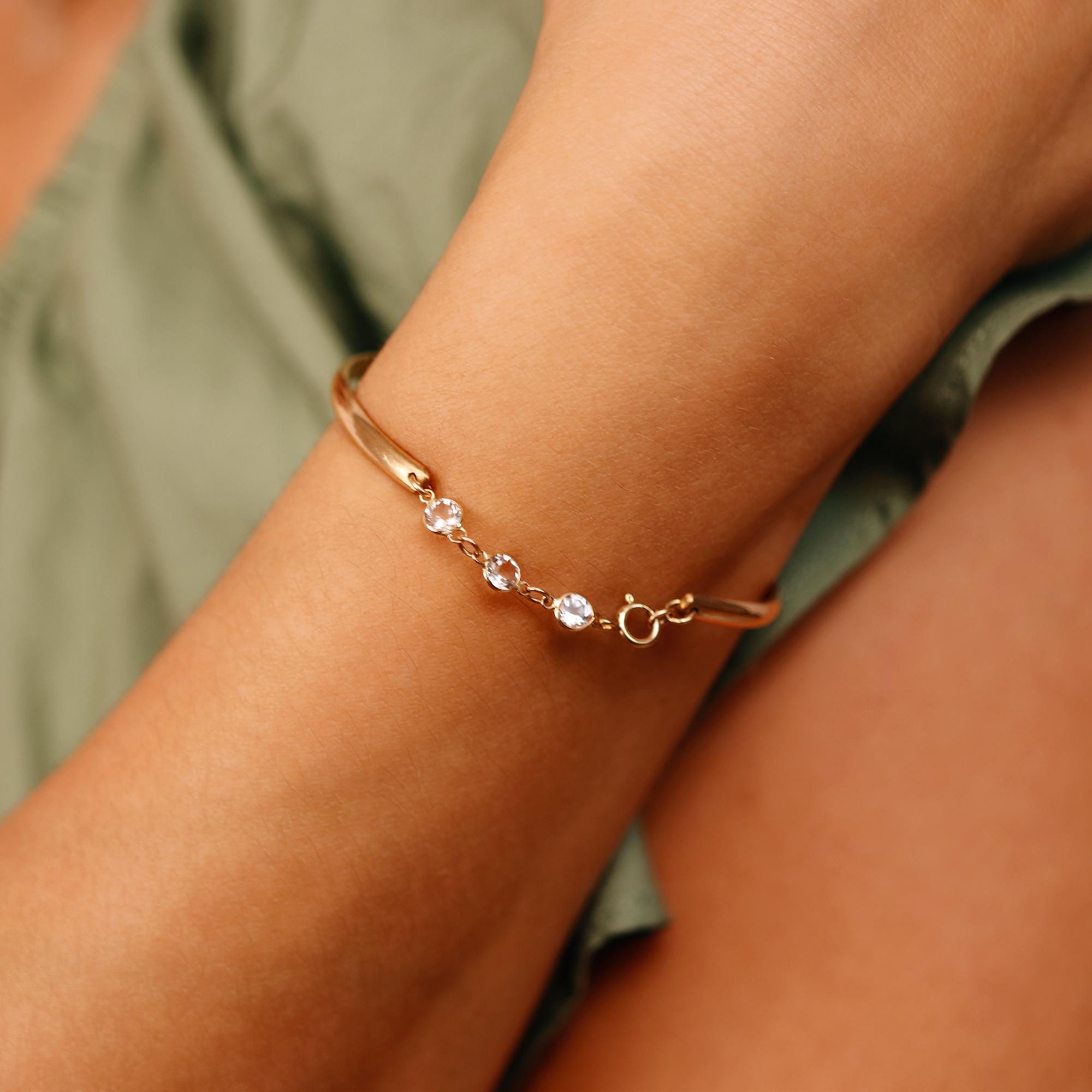 Three Birthstone Bracelet 14k Gold Filled, Personalized Gemstone Bangle Handmade Jewelry, Cuff Bracelet Birthday Gift, Gift for Bridesmaids