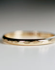 14k Solid Gold Plain Wedding Band Hammered - Melt'm Jewelry