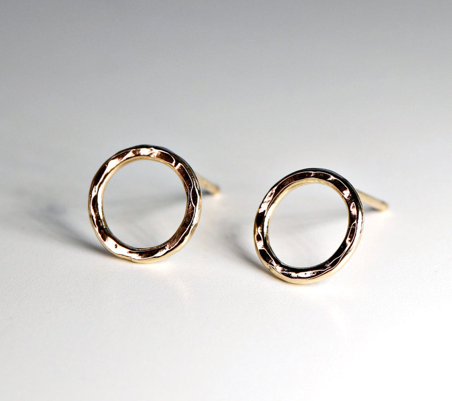 14k Hammered Gold Circle Stud Earrings