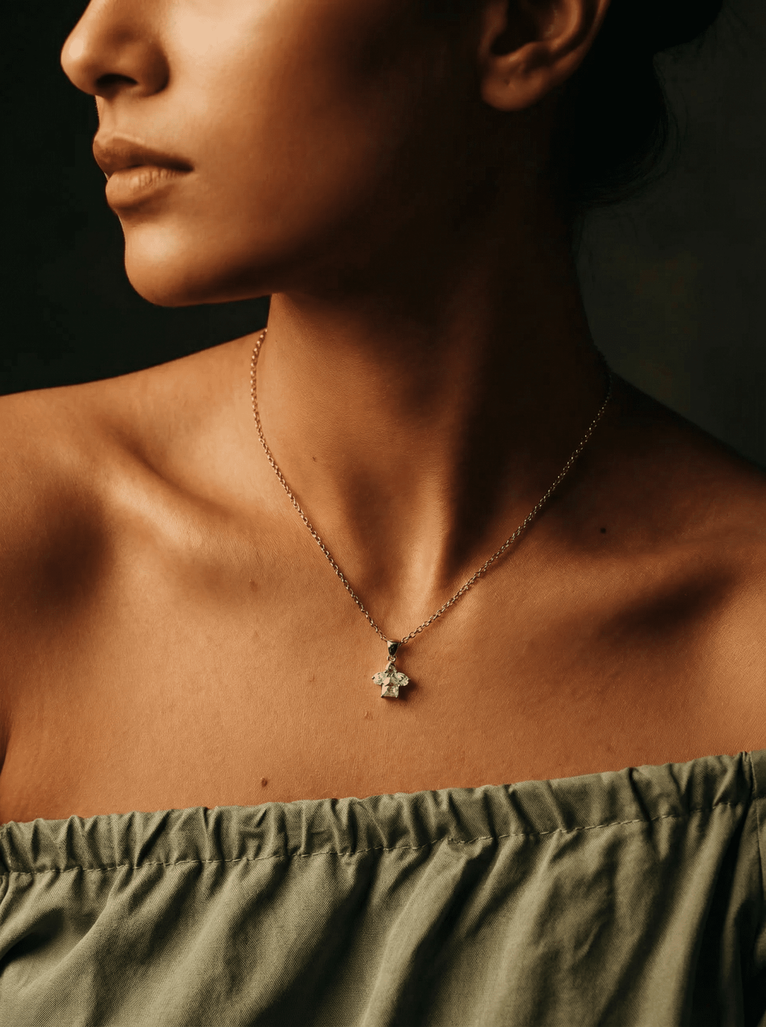 14K Solid Gold Salt and Pepper Diamond Cluster Necklace with Pear Moissanites - Melt'm Jewelry