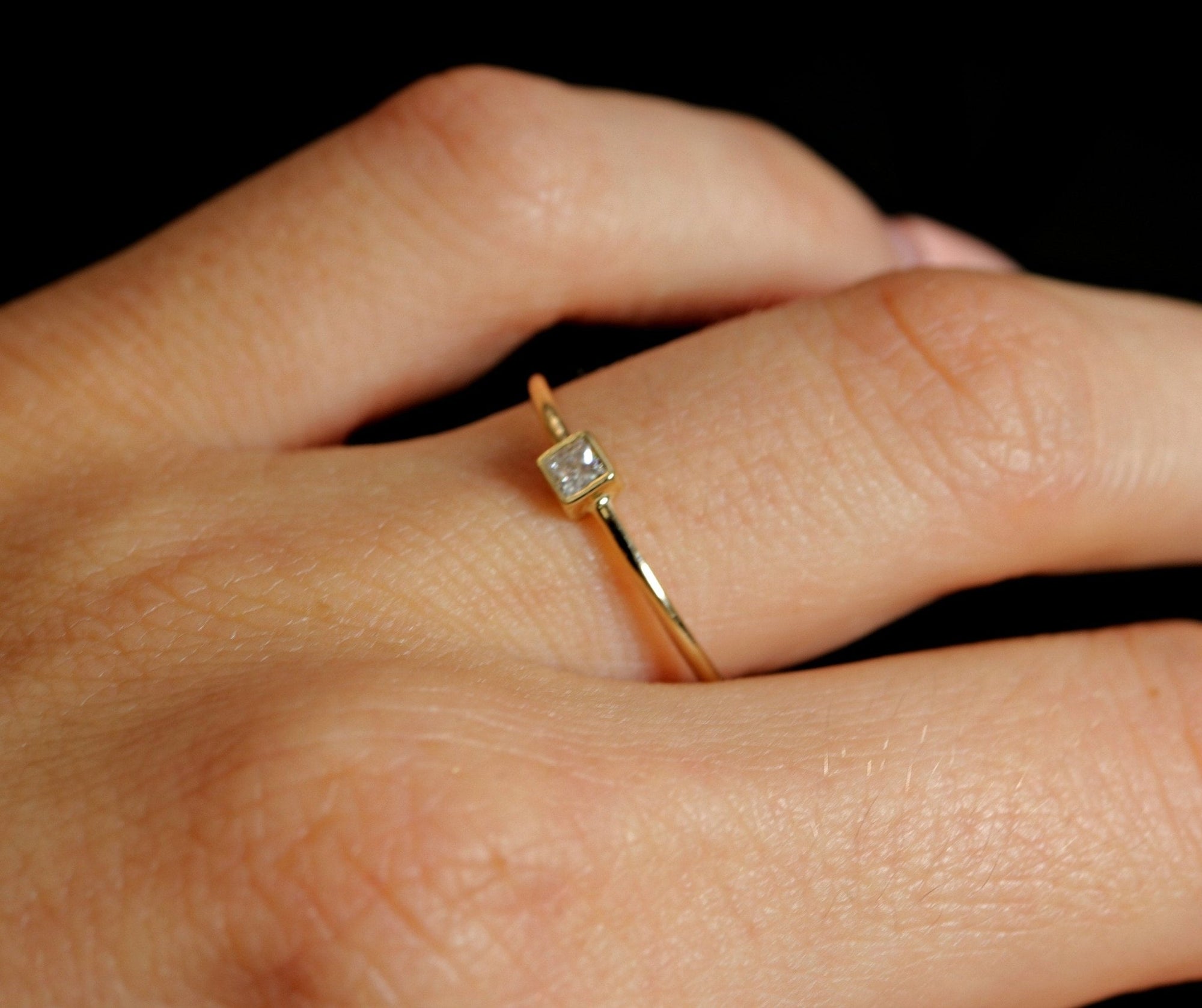 Princess Cut Diamond Engagement Ring - Melt'm Jewelry