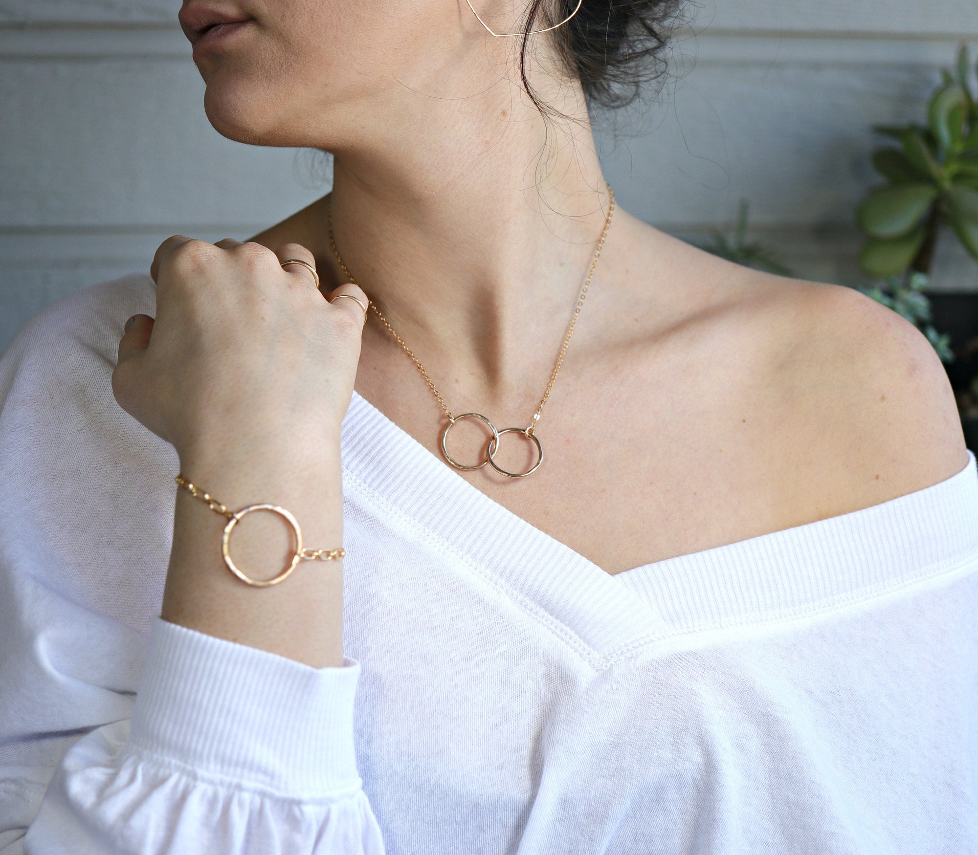 Interlocking Circle Necklace, Gold Double Circle Necklace