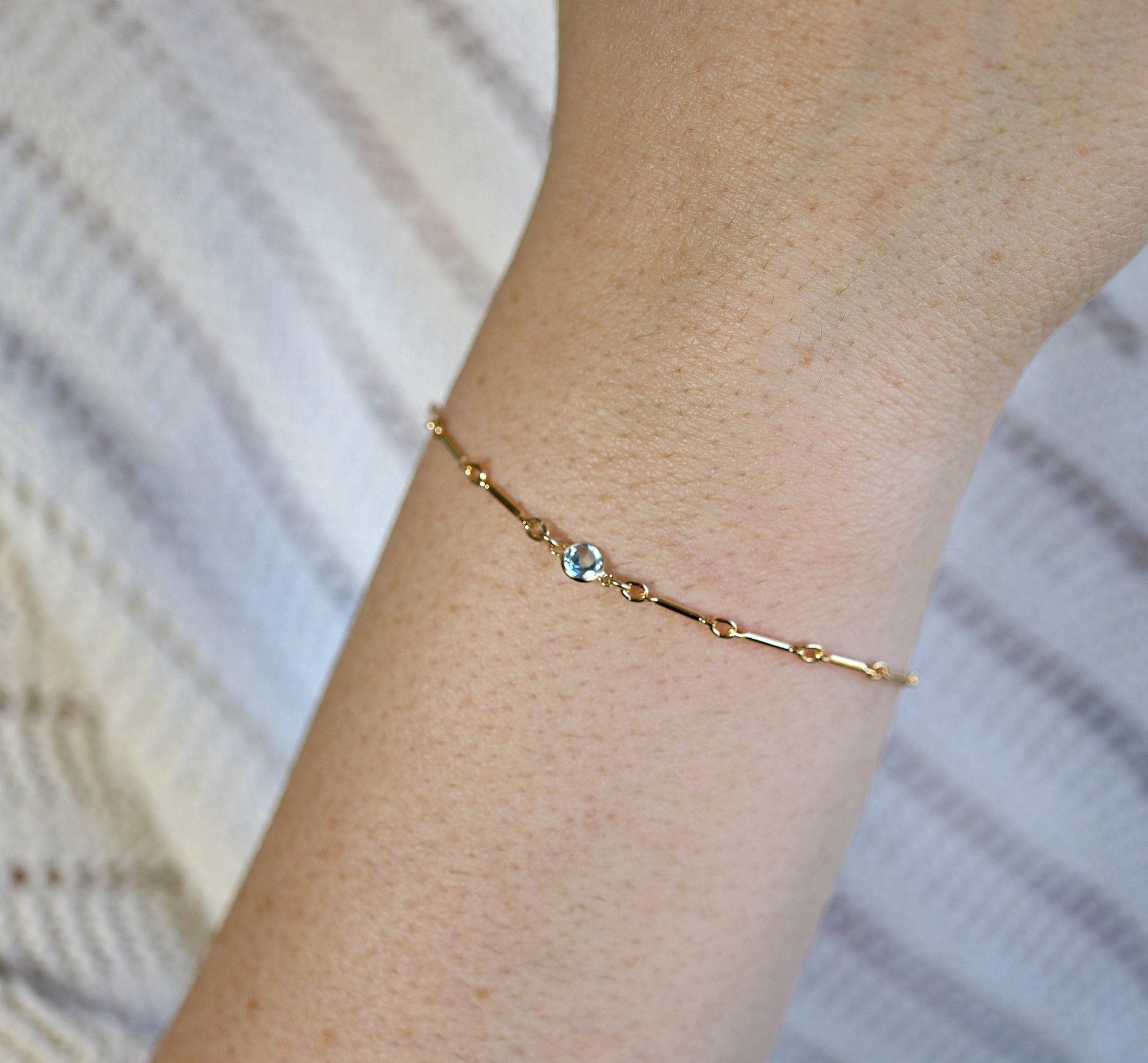 Dainty Gold Chain Blue Topaz Bracelet - Melt'm Jewelry