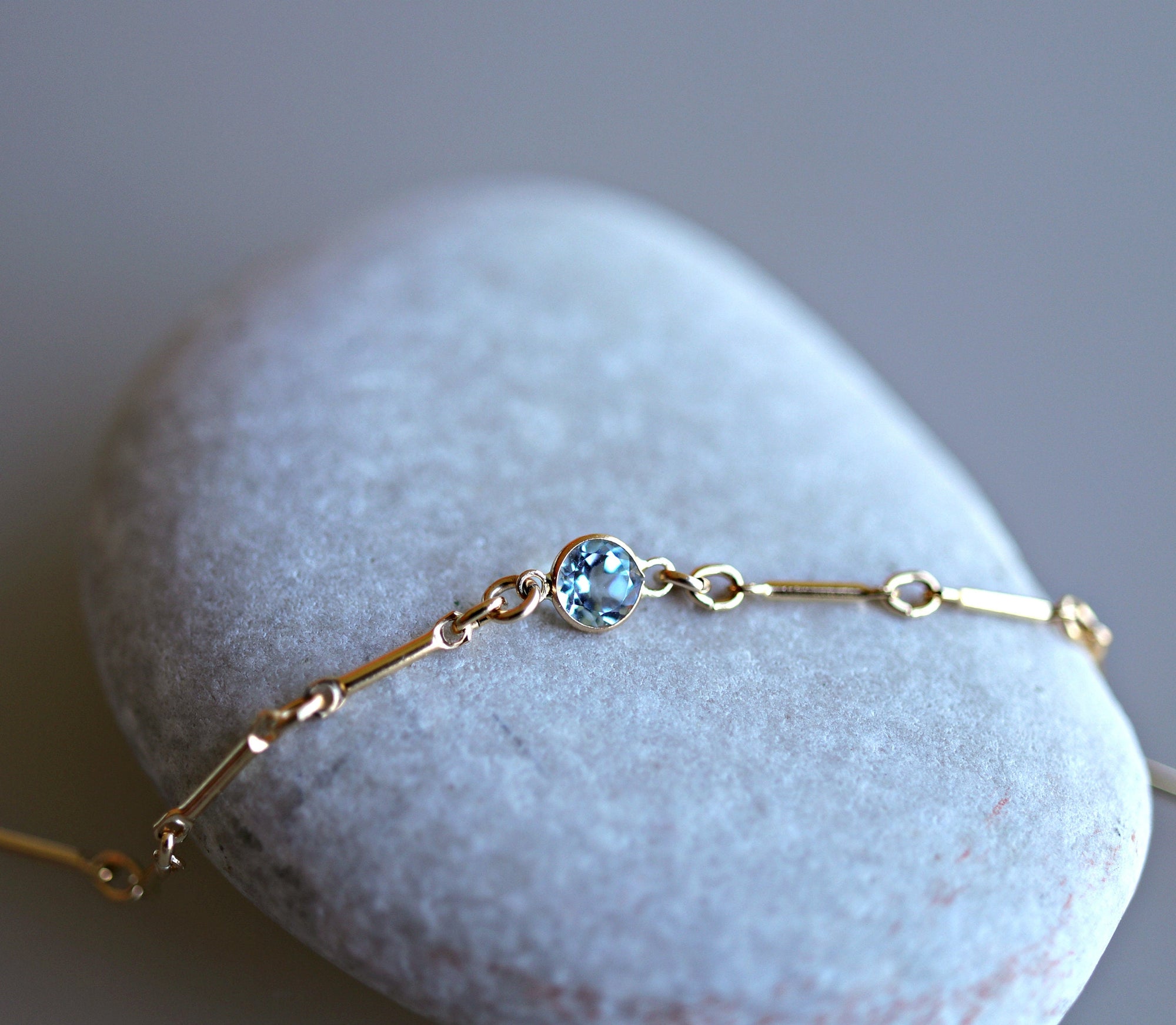 Dainty Gold Chain Blue Topaz Bracelet