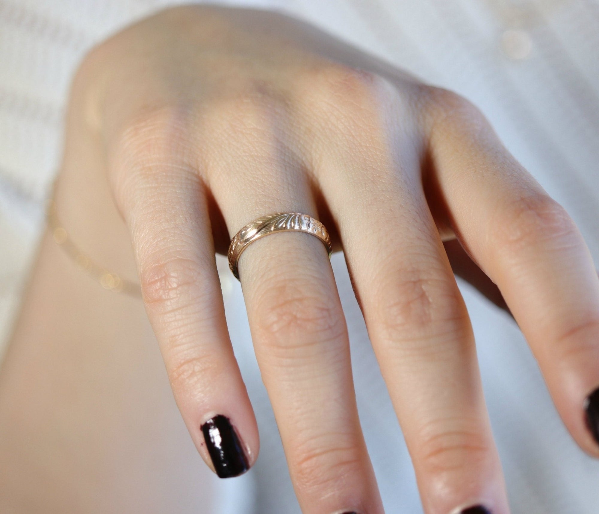 Art Nouveau Romantic Floral Wedding Band Ring Art Nouveau Romantic - Melt'm Jewelry