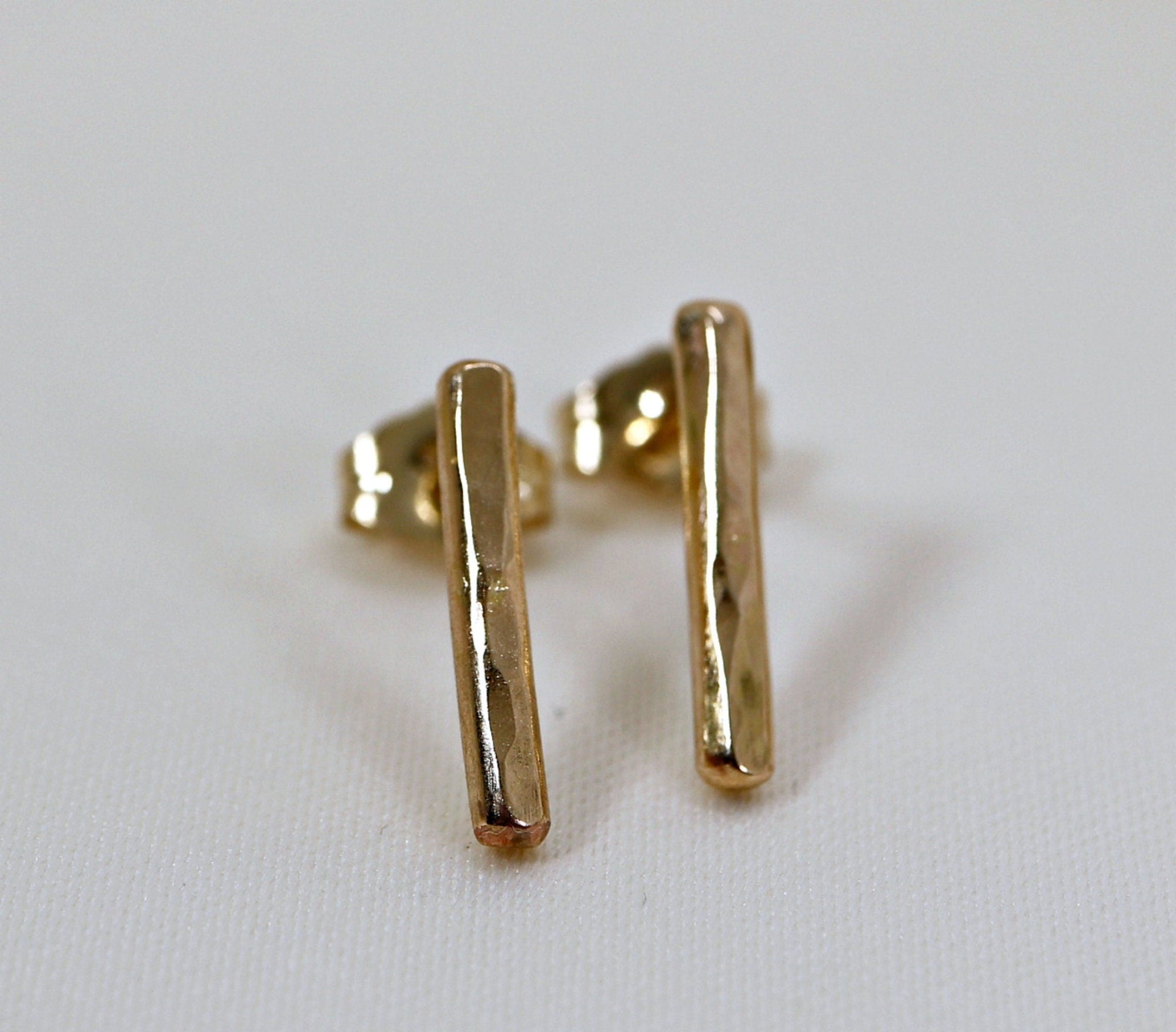 Minimal Simple Hammered Bar Stud Earrings Gold Filled - Melt'm Jewelry