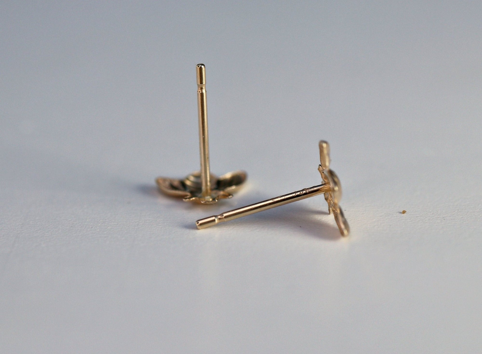 14k Gold Bee Stud Earrings - Melt'm Jewelry