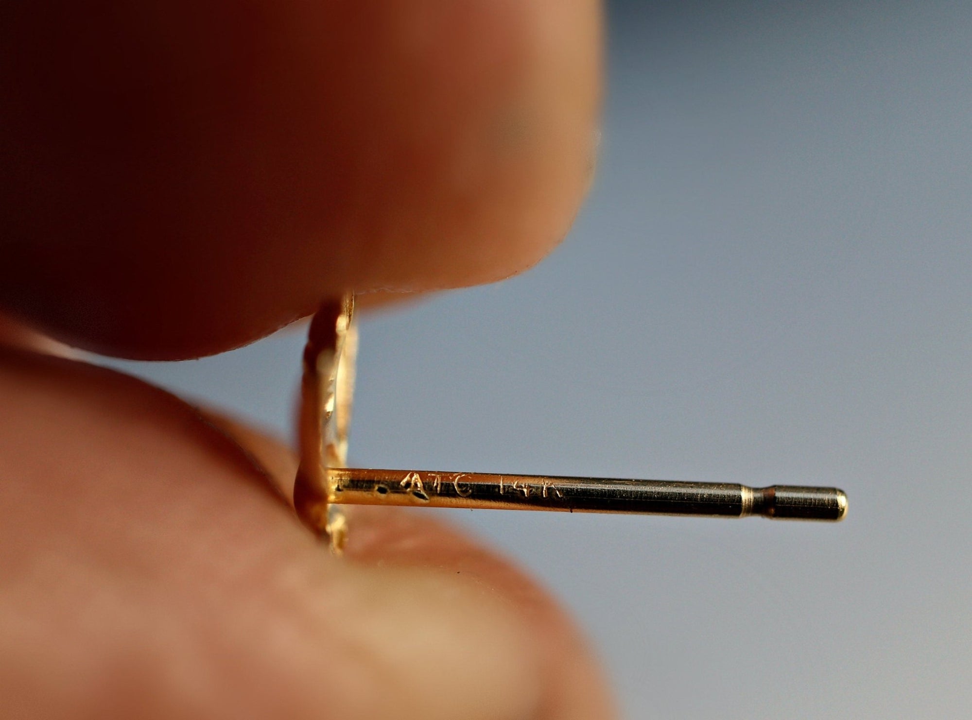 14k Gold Bee Stud Earrings - Melt'm Jewelry