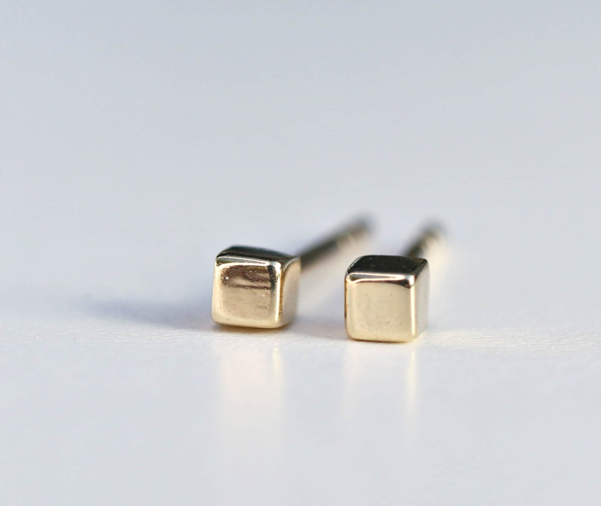 Cube Stud Earrings 14k Solid Gold Stud Earrings, Tiny Stud Earrings, Cube Earrings