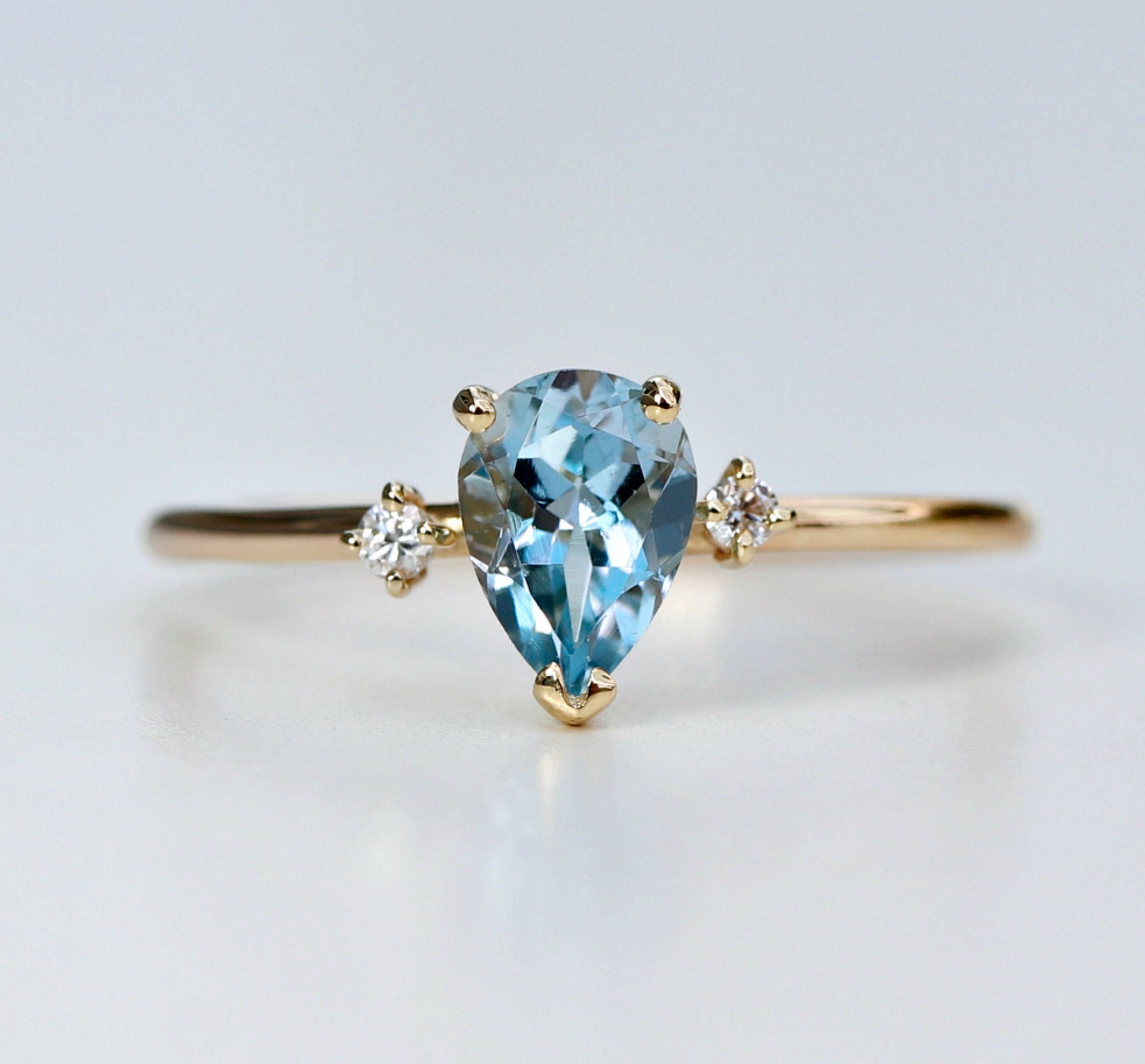 Diamond & Pear Aquamarine Engagement Ring in 14k Gold - Melt'm Jewelry