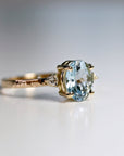 Oval Aquamarine Engagement Ring with two Accent Diamonds (7x5 mm) - Melt'm Jewelry