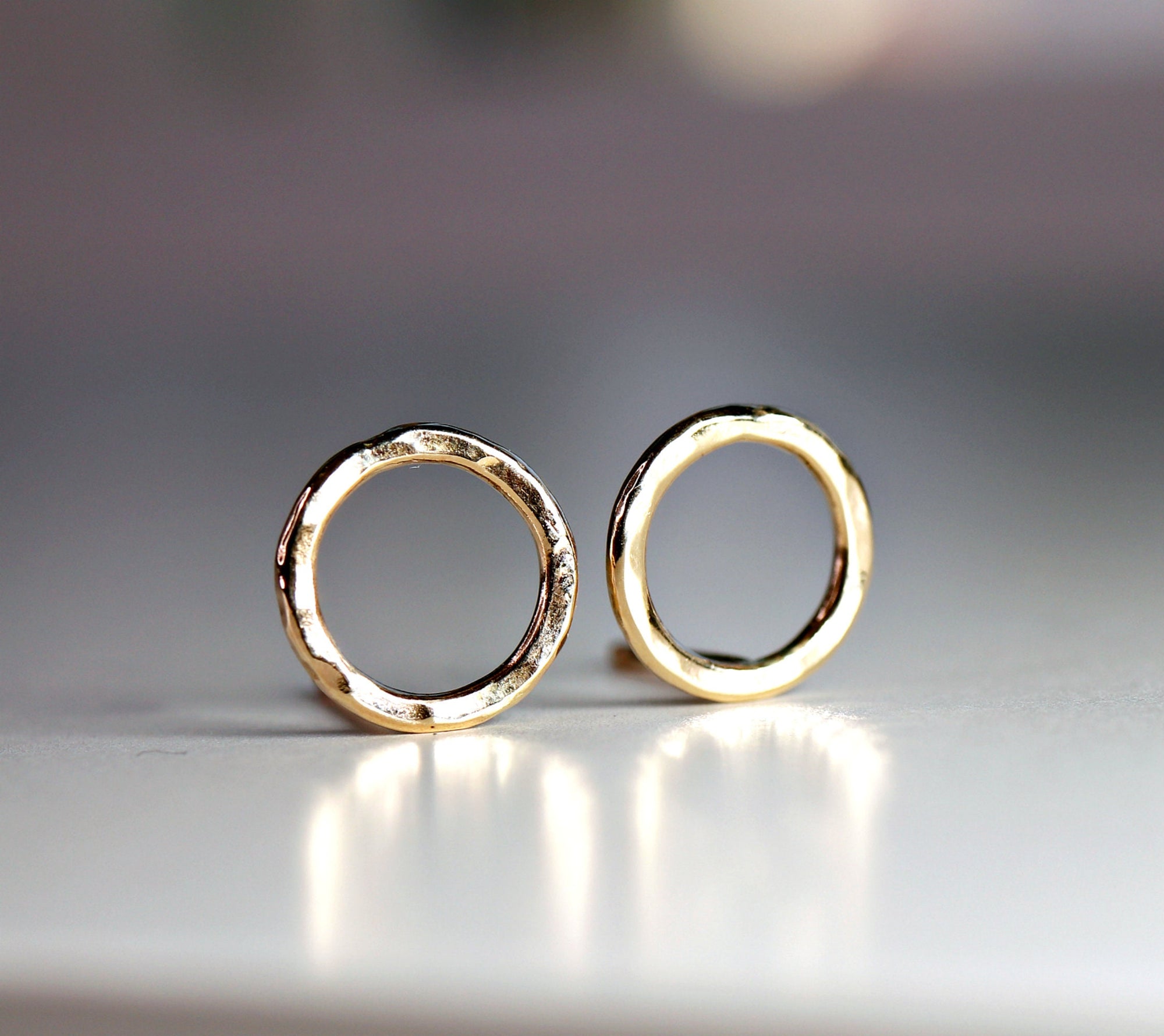 14k Hammered Gold Circle Stud Earrings