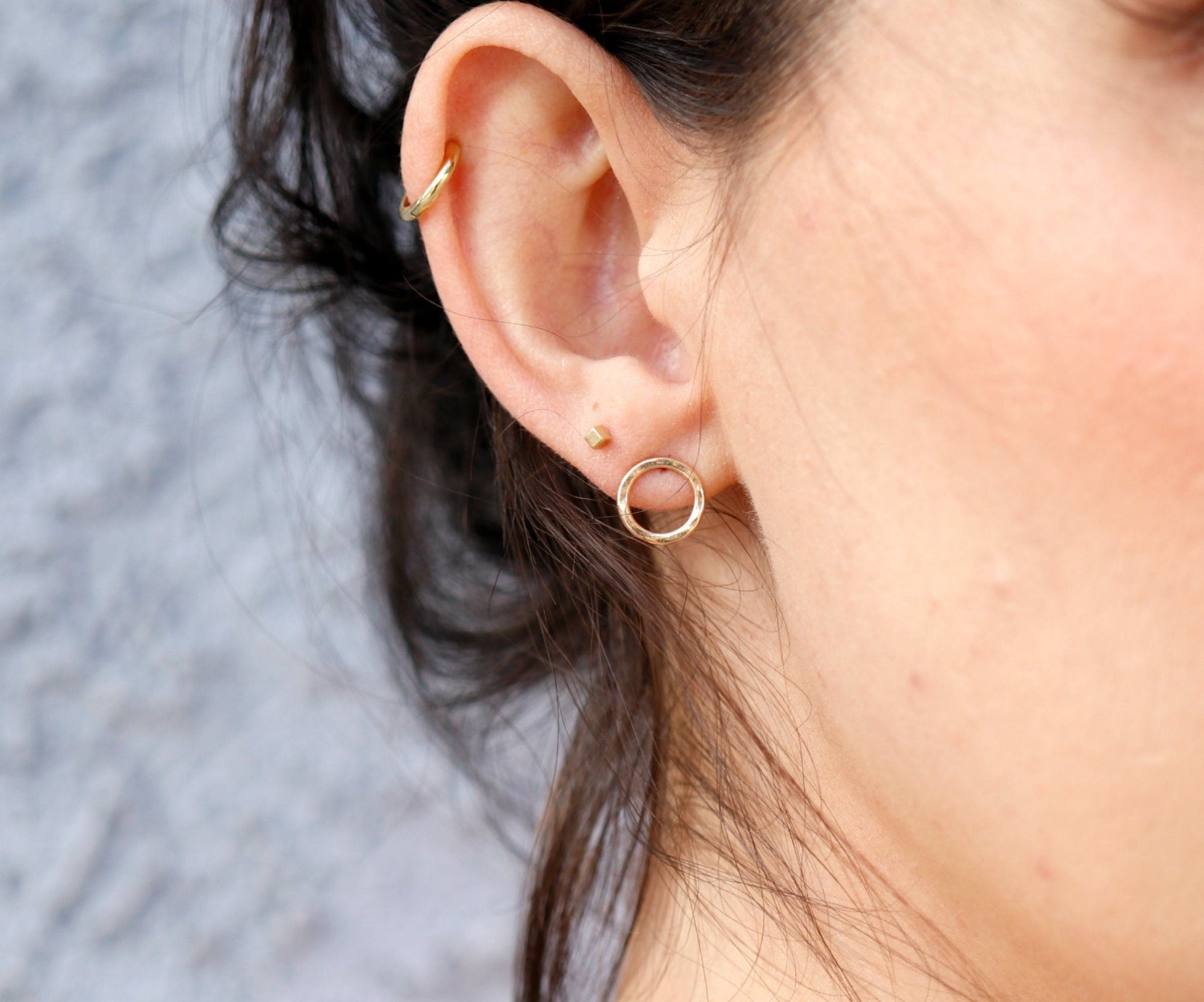 14k Hammered Gold Circle Stud Earrings - Melt'm Jewelry