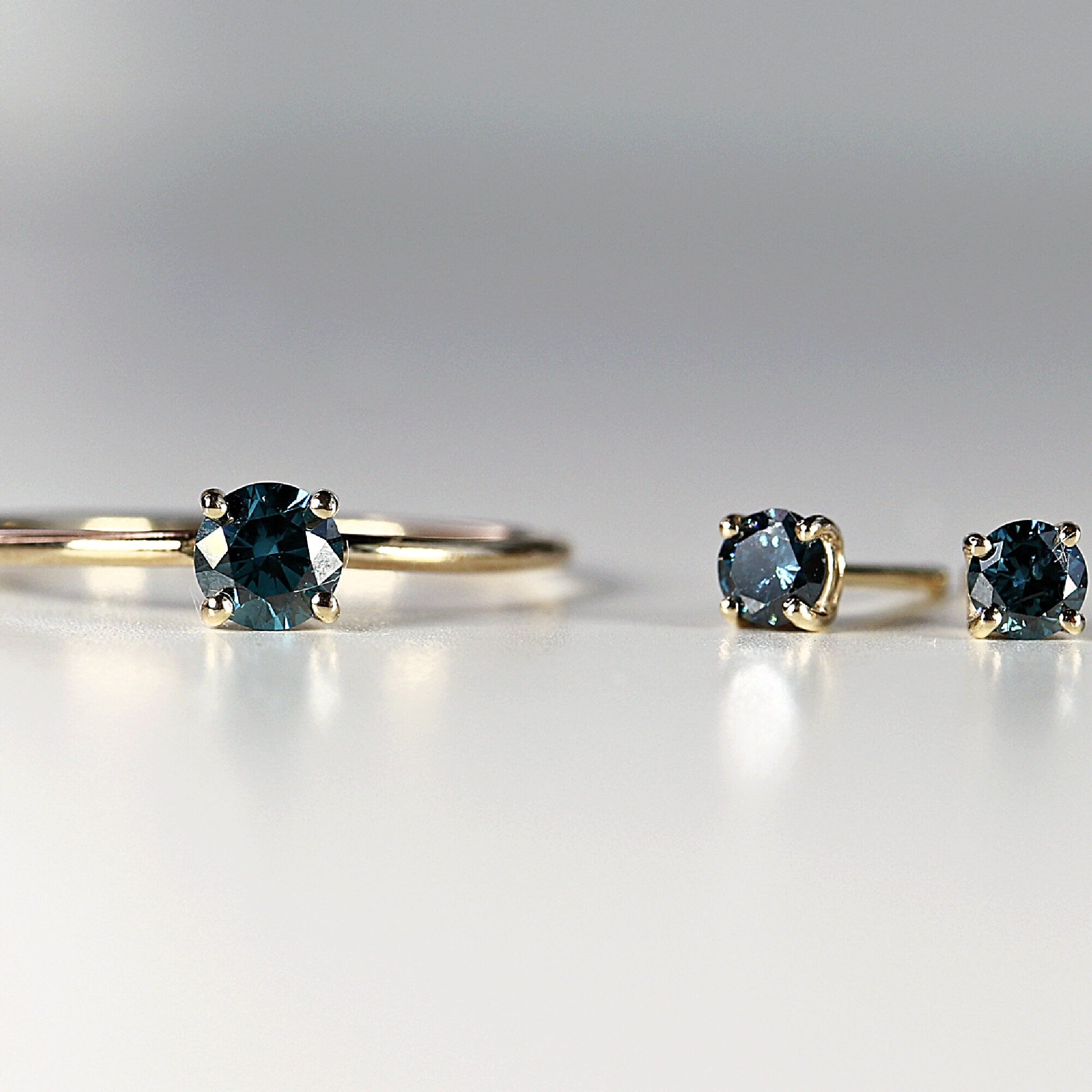 14k Gold Minimalist Blue Diamond Engagement Ring