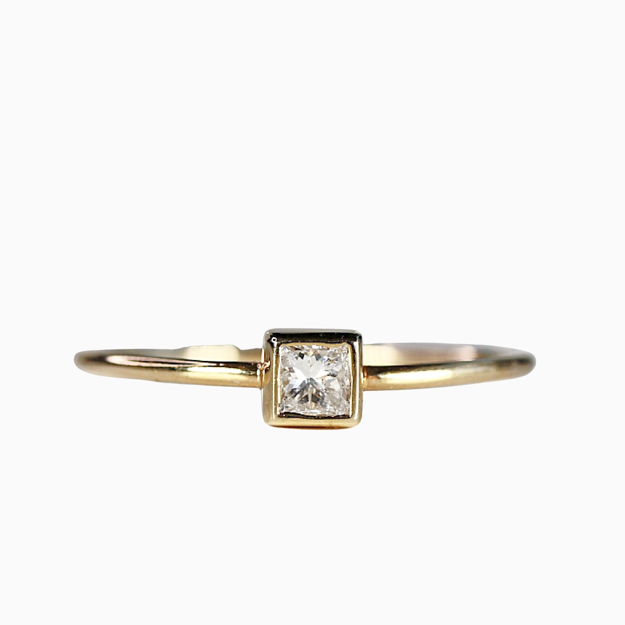 Princess Cut Diamond Engagement Ring