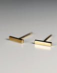 Minimalist Bar Stud Earrings 14k Gold - Melt'm Jewelry