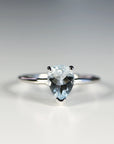 14k White Gold Pear Aquamarine Ring