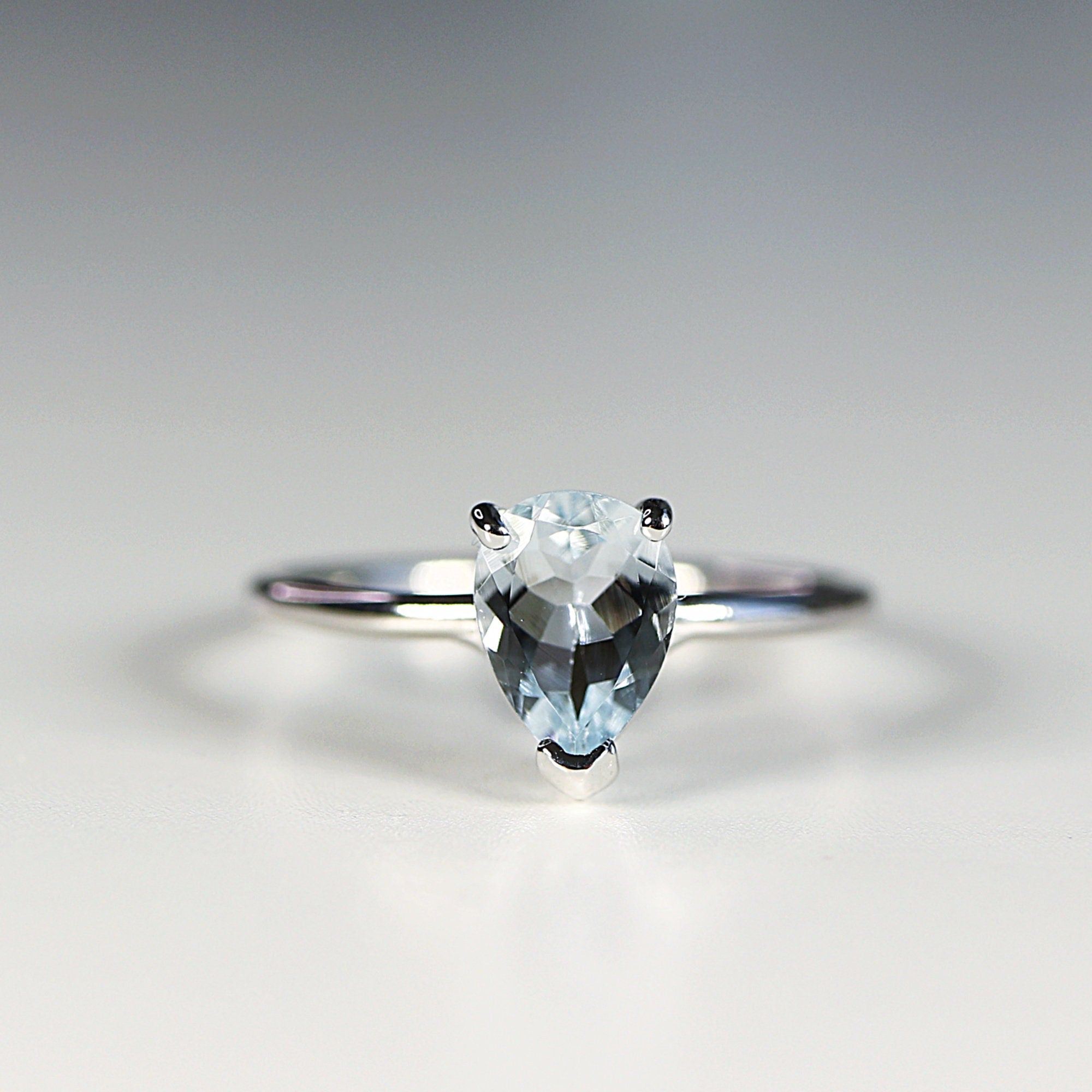 14k White Gold Pear Aquamarine Ring - Melt'm Jewelry