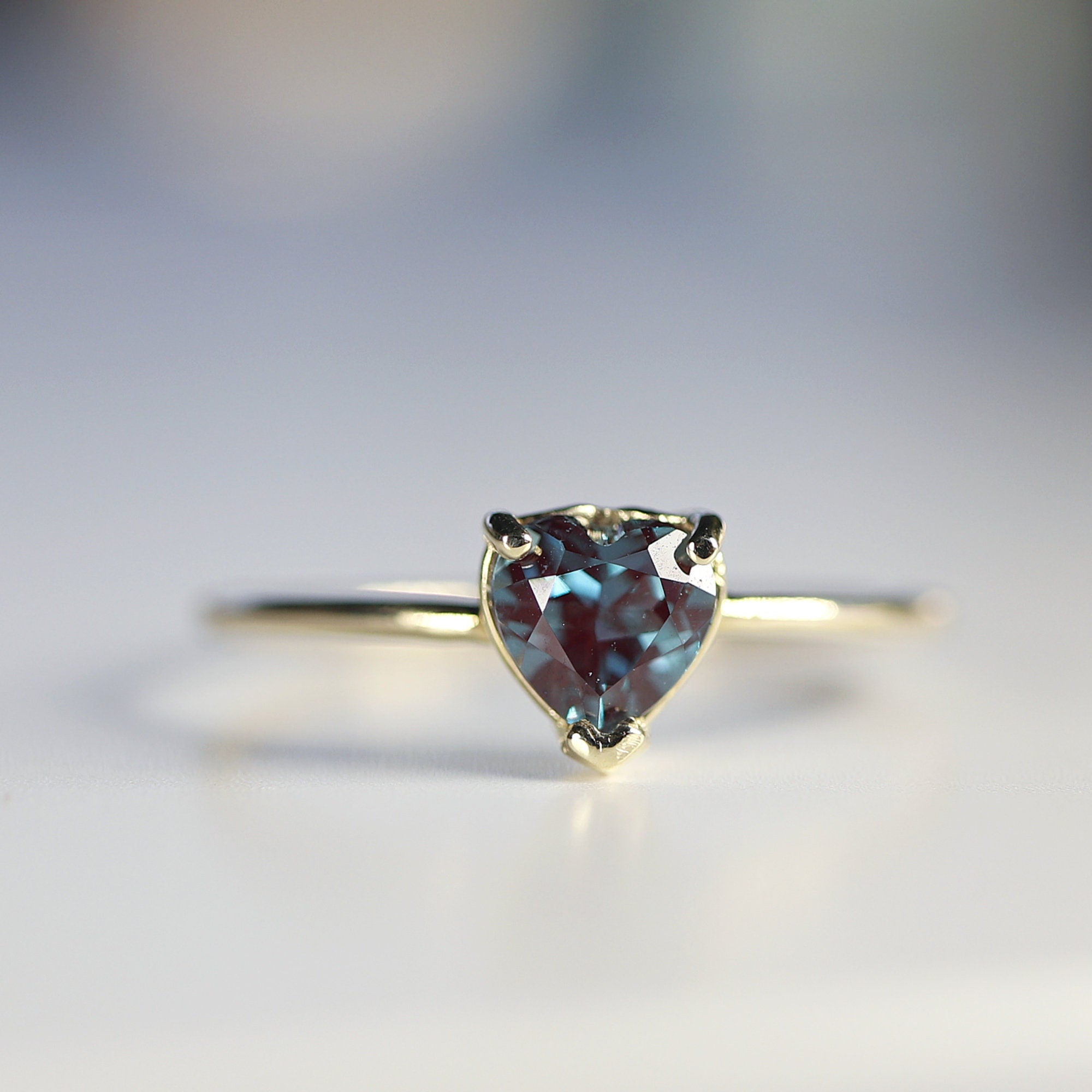 14K Gold Heart Cut Alexandrite Ring – June Birthstone Engagement Ring - Melt'm Jewelry