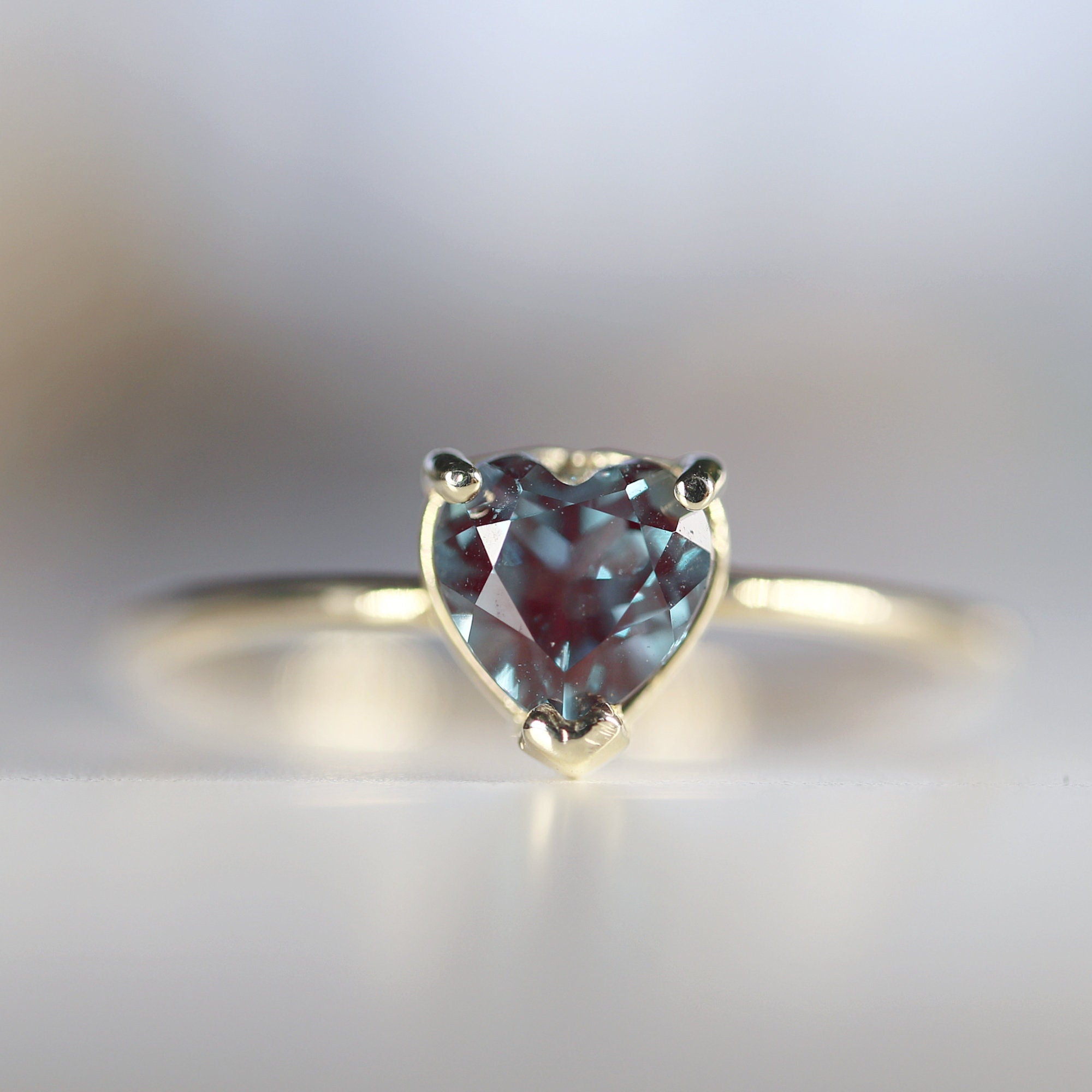 Heart Alexandrite Engagement Ring 14k Gold - Melt'm Jewelry