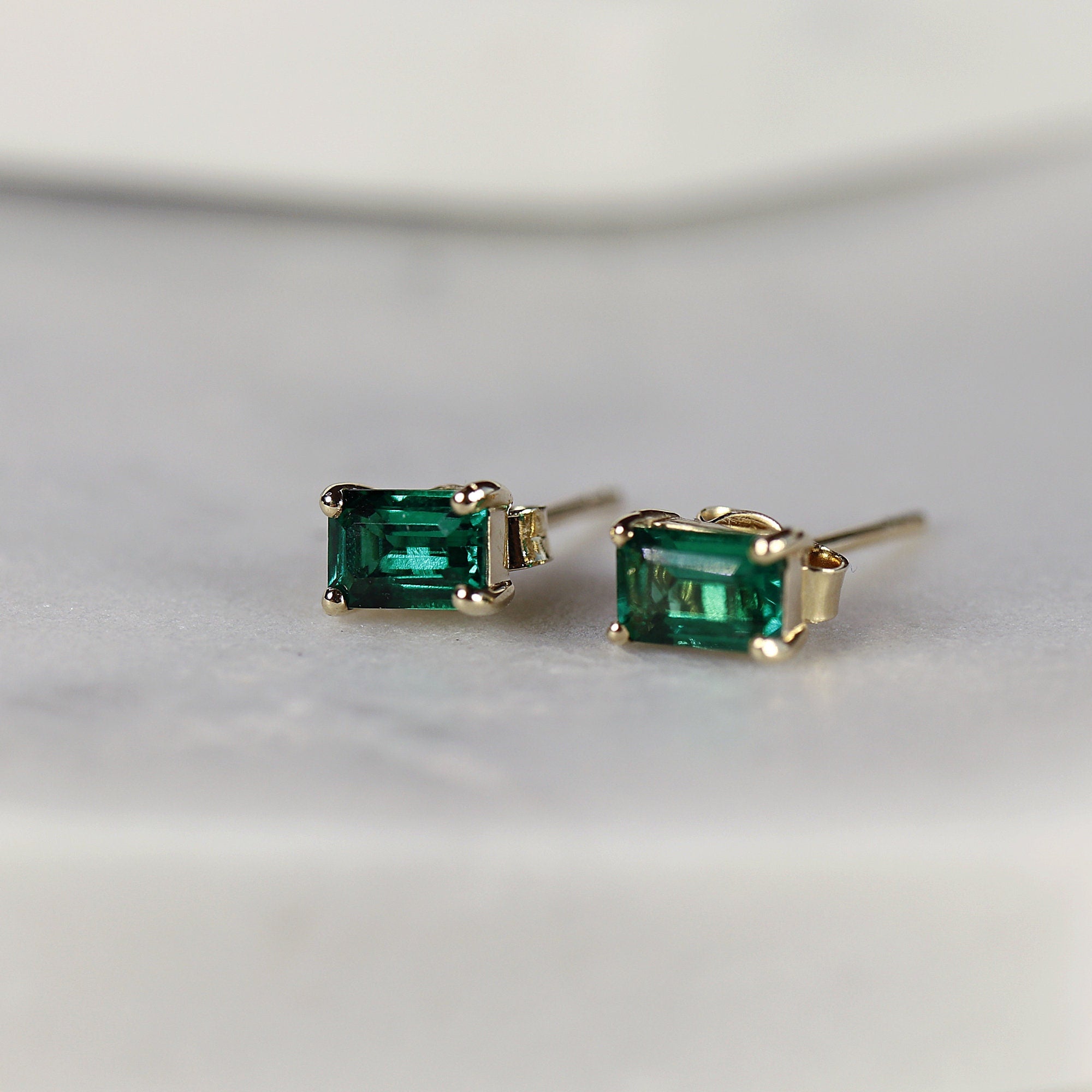 14k Gold Emerald Cut Emerald Stud Earrings - Melt'm Jewelry