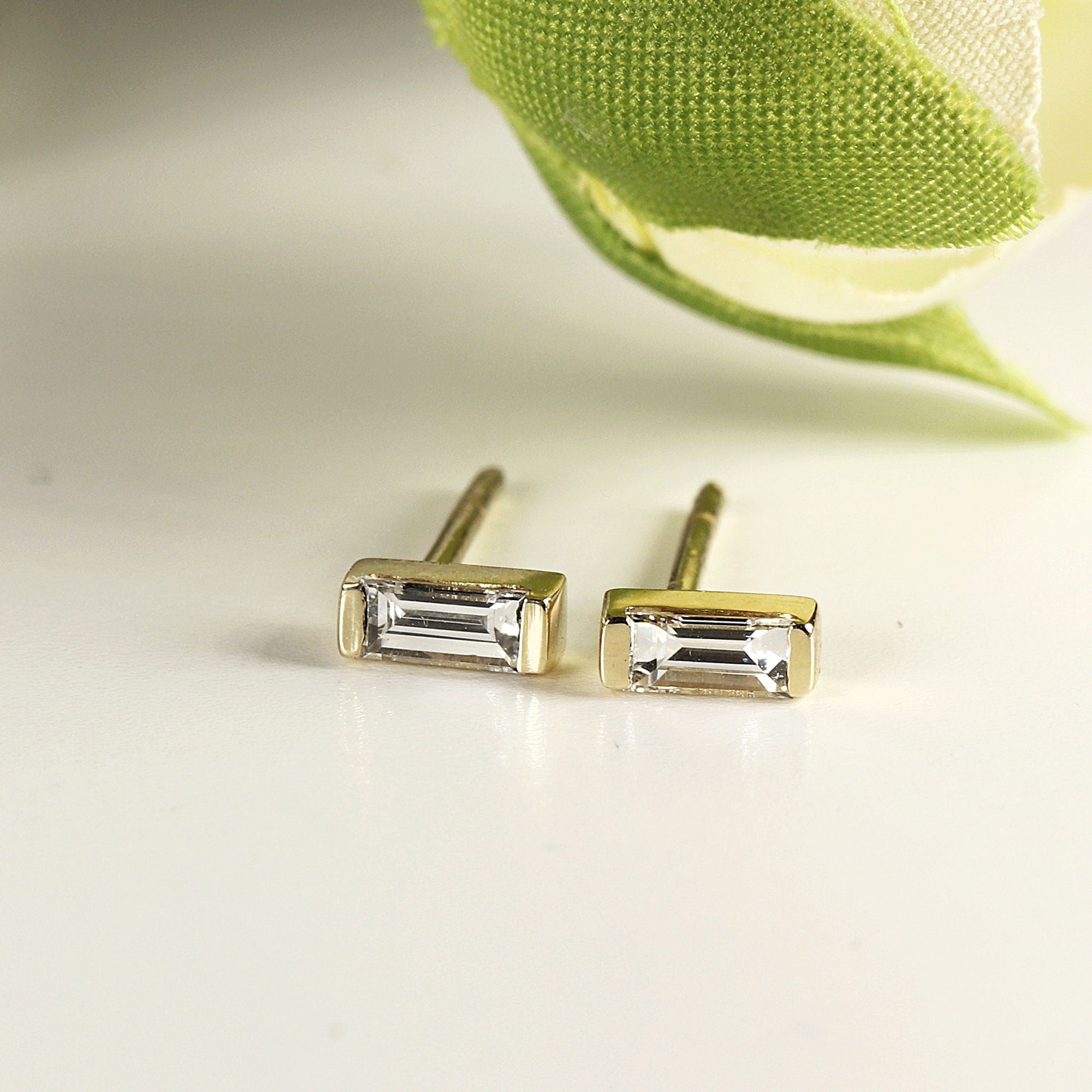 Baguette Diamond Stud Earrings 14k Gold - Melt'm Jewelry