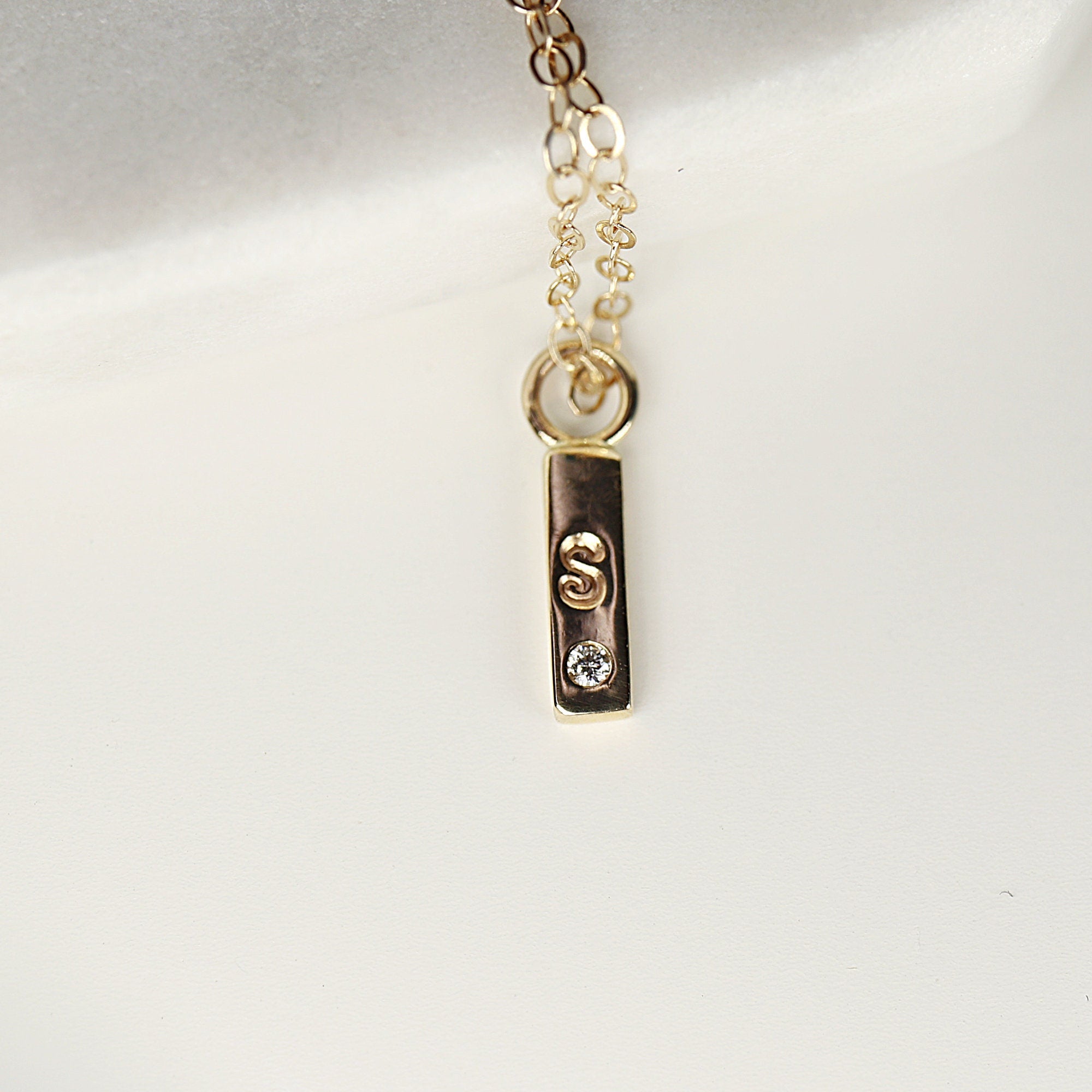 14k Solid Gold Vertical Bar Necklace