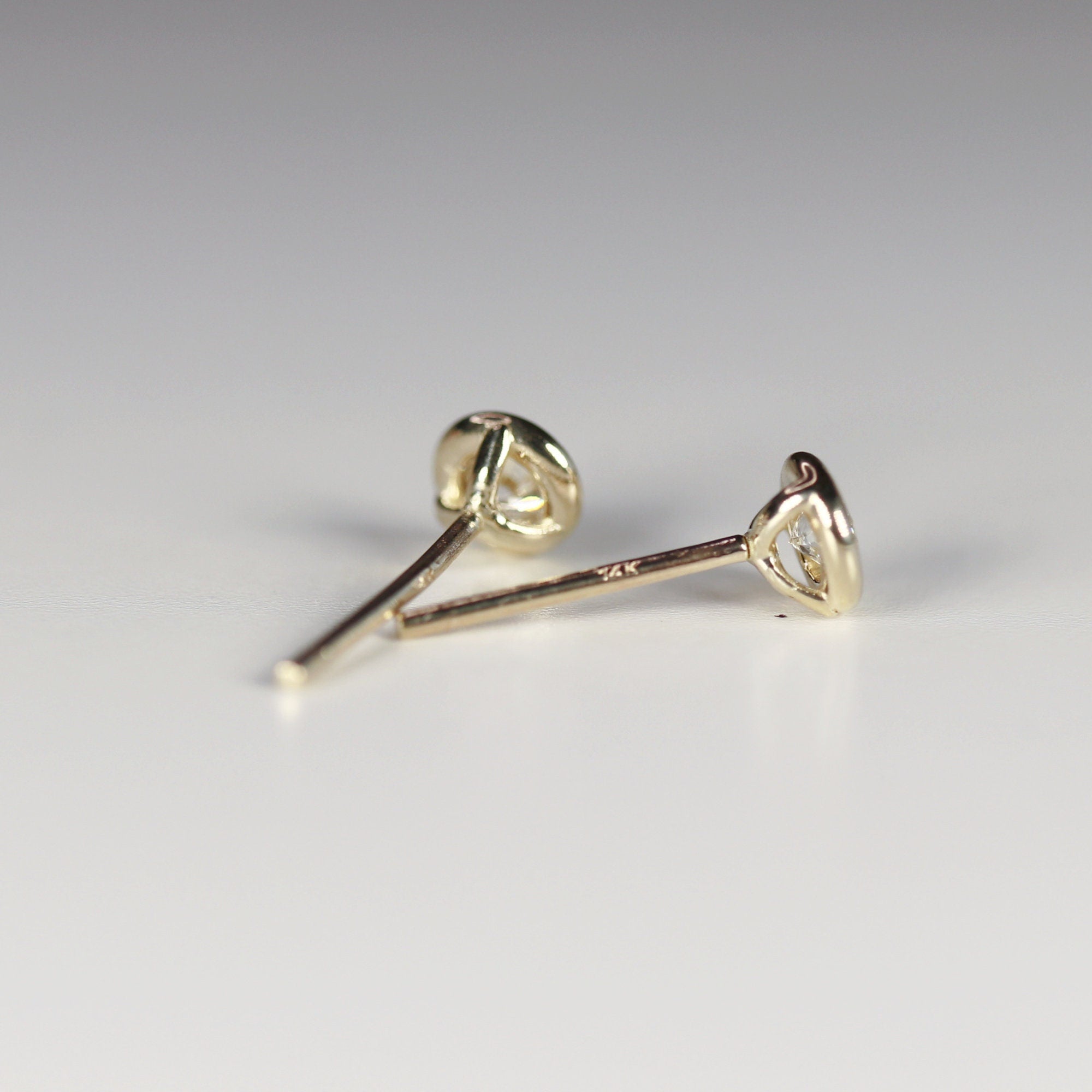Diamond Stud Earrings 14k Gold (SINGLE or PAIR) - Melt'm Jewelry