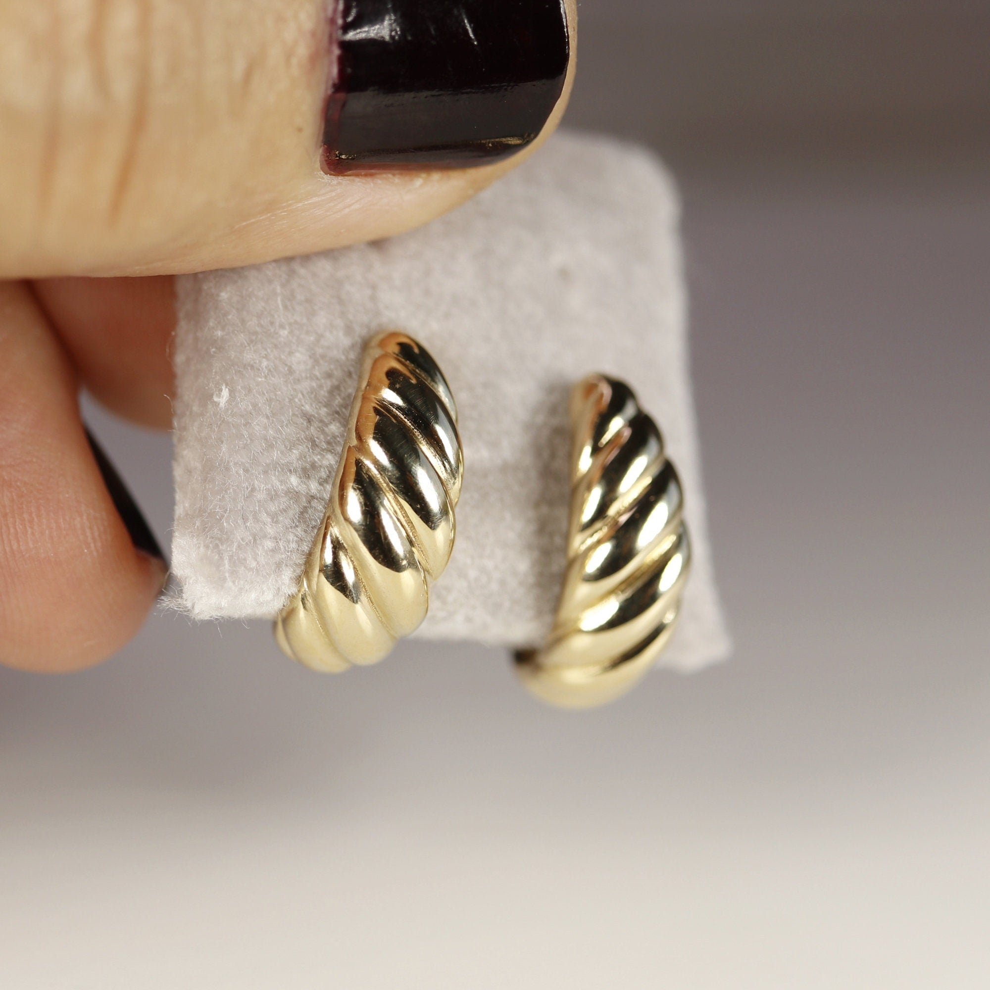 Croissant Dome Earrings 14k Gold - Melt'm Jewelry