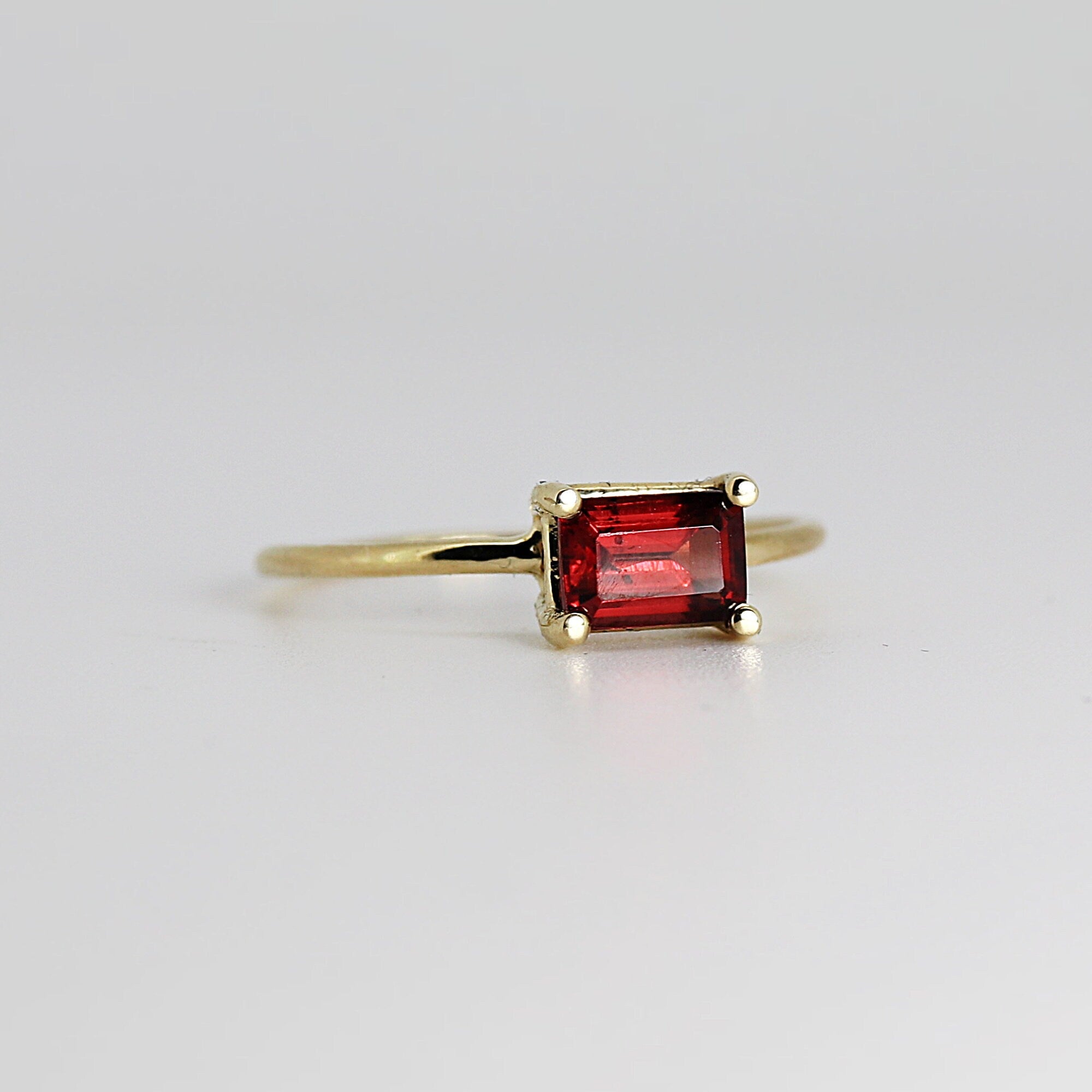 14k Gold East West Garnet Ring