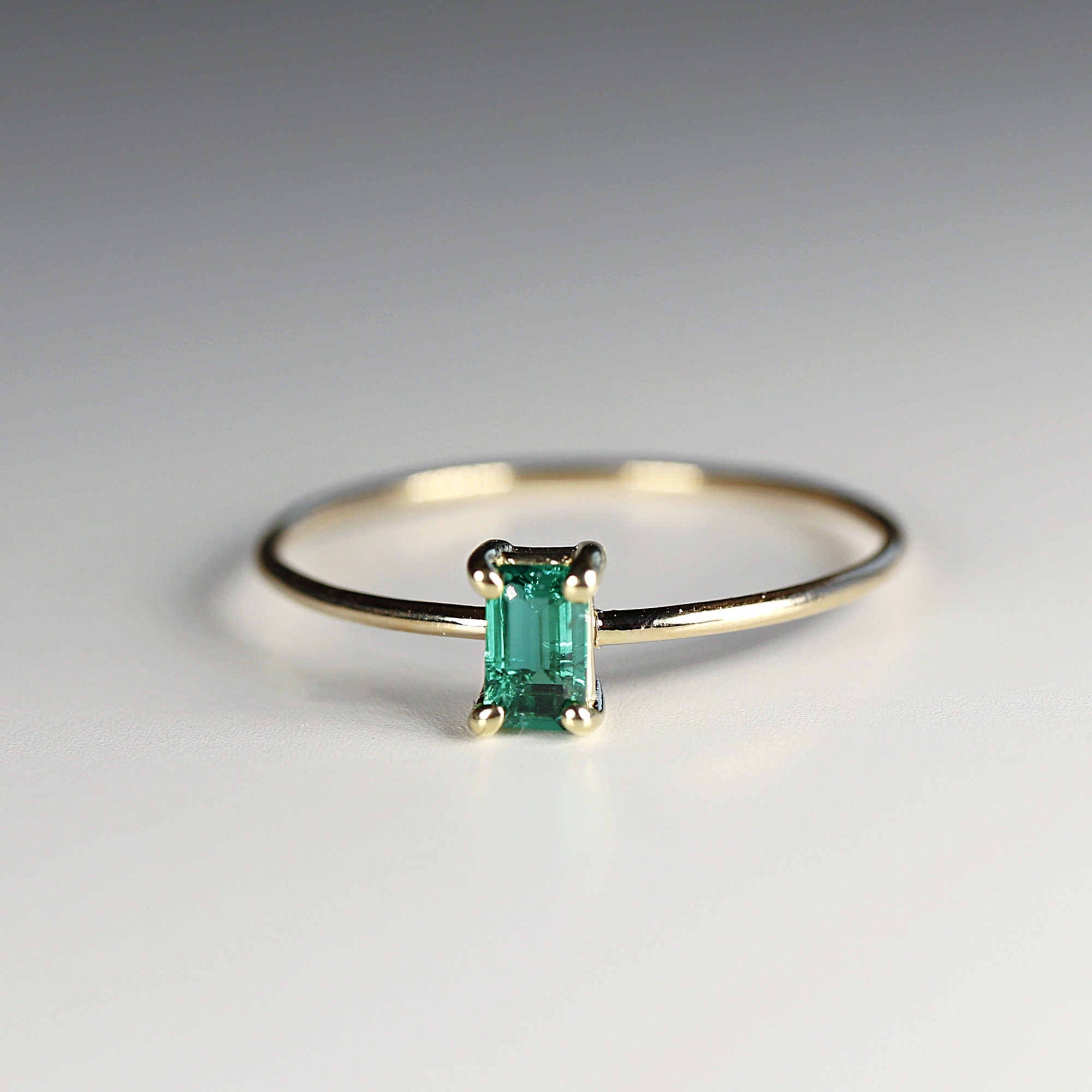 14k Gold Dainty Emerald Cut Emerald Ring - Melt'm Jewelry