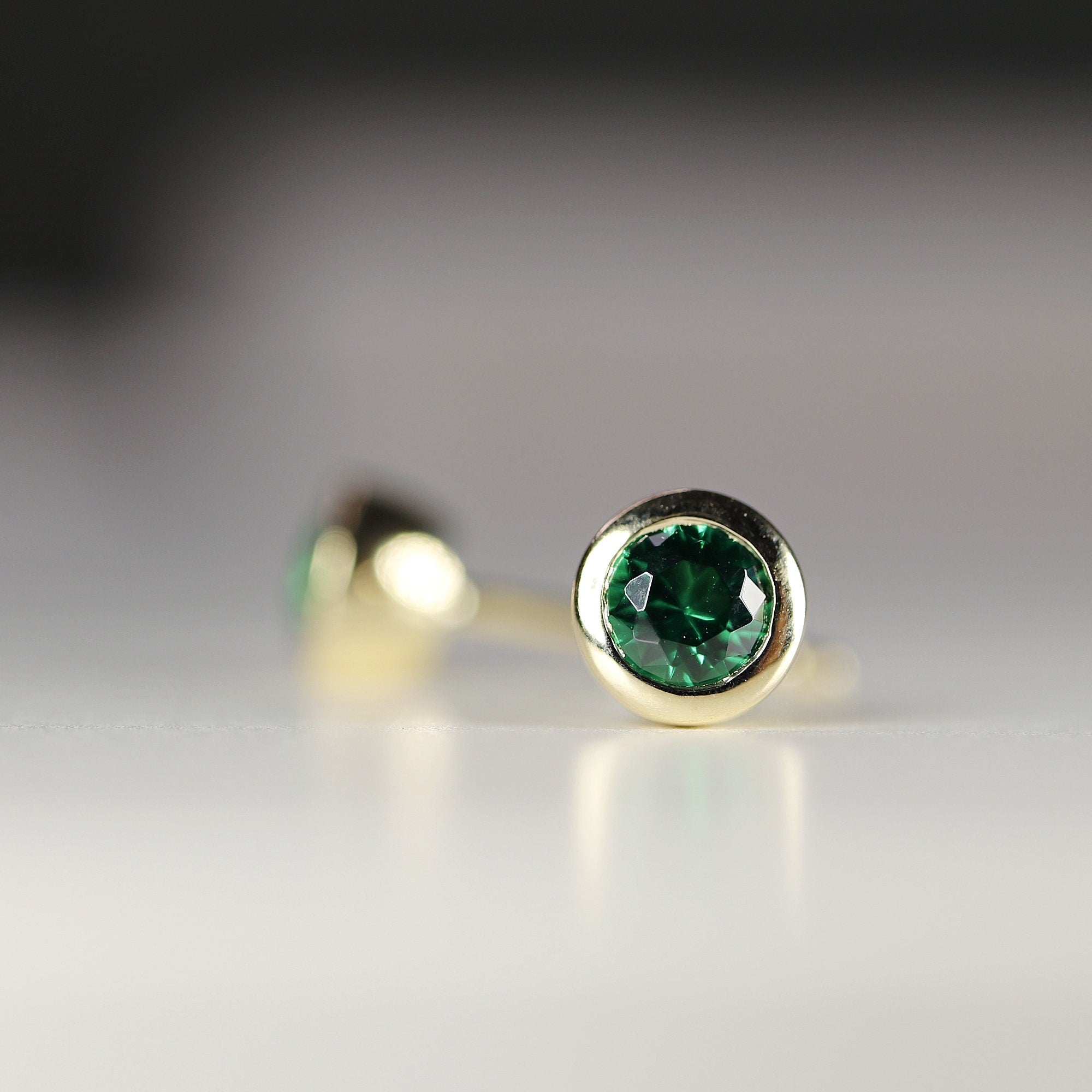 14k Gold Bezel Set Emerald Stud Earrings