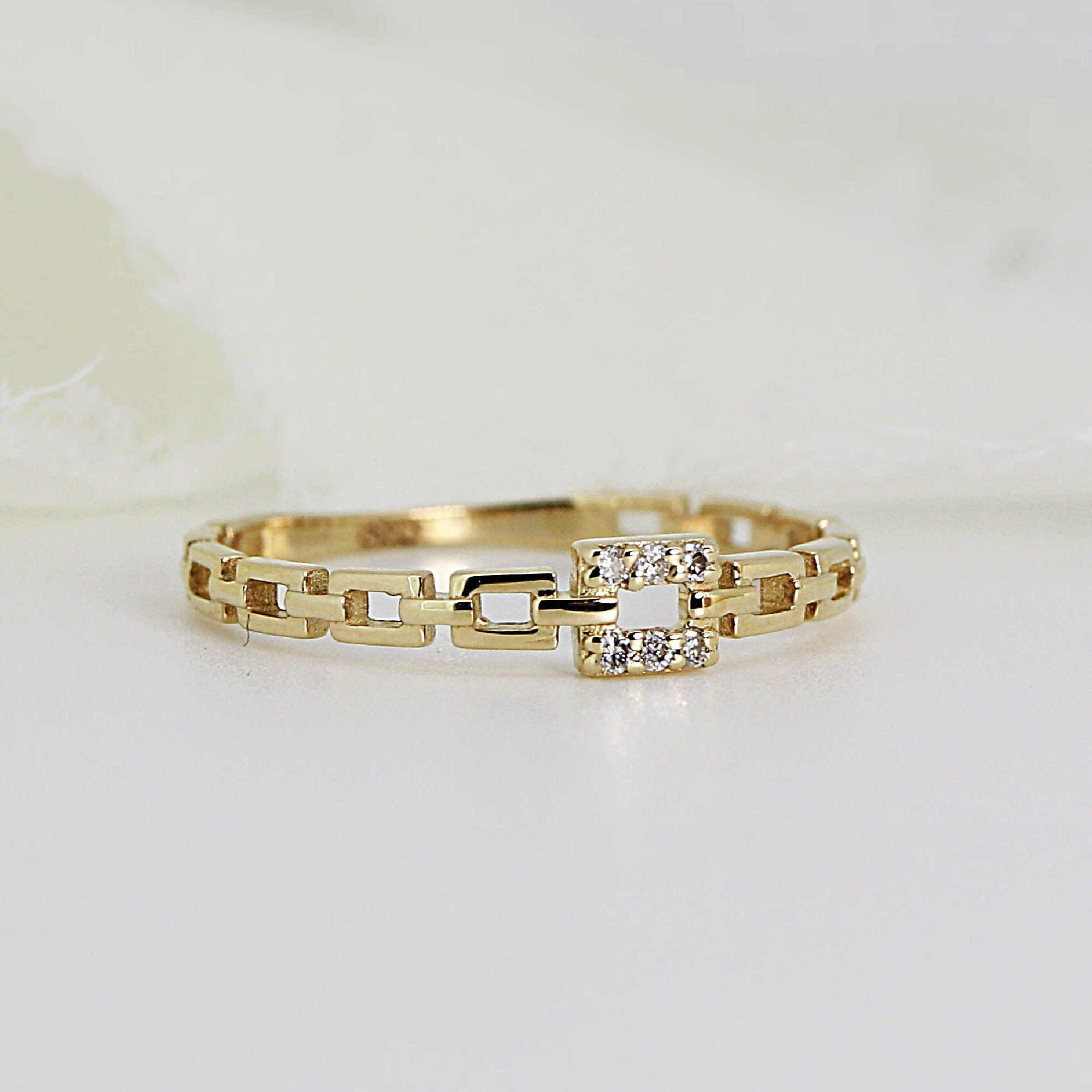 14k Solid Gold Rectangular Chain Link Diamond Ring