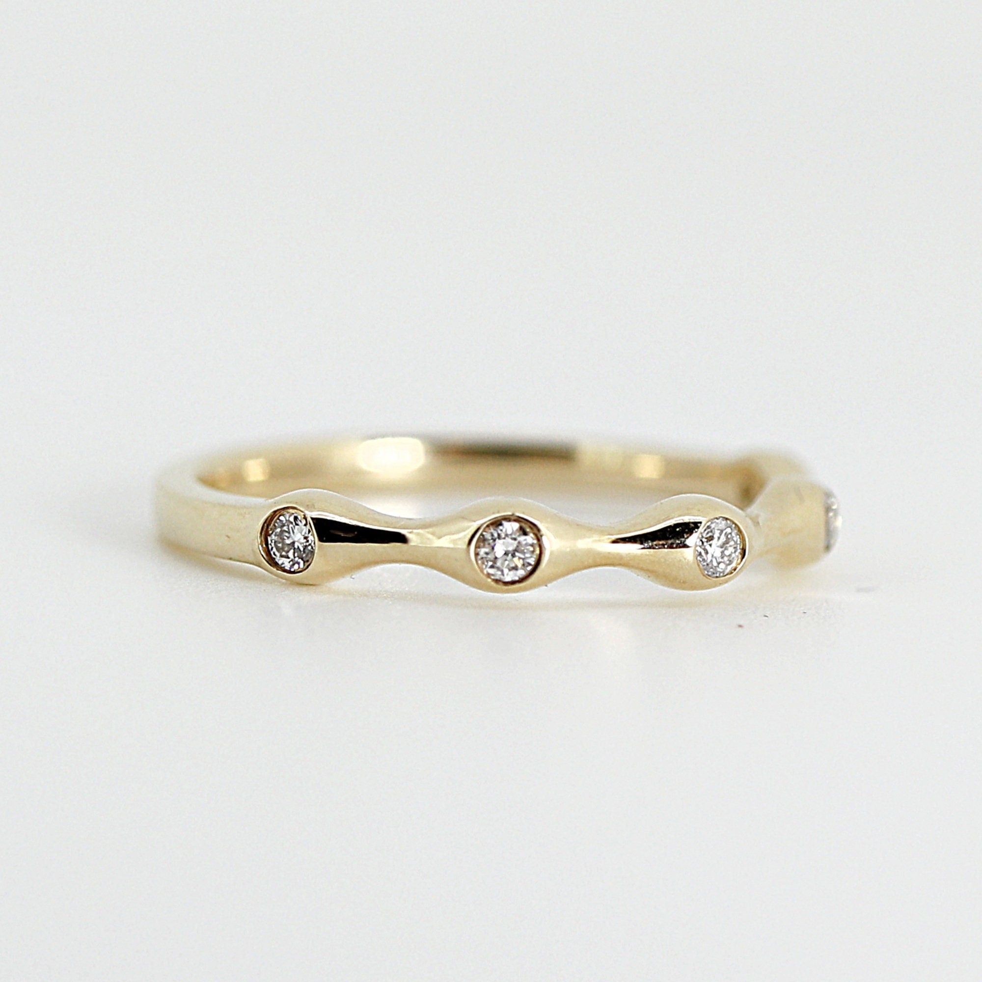 Five Diamond Wedding Band in 14k Yellow Gold - Melt'm Jewelry