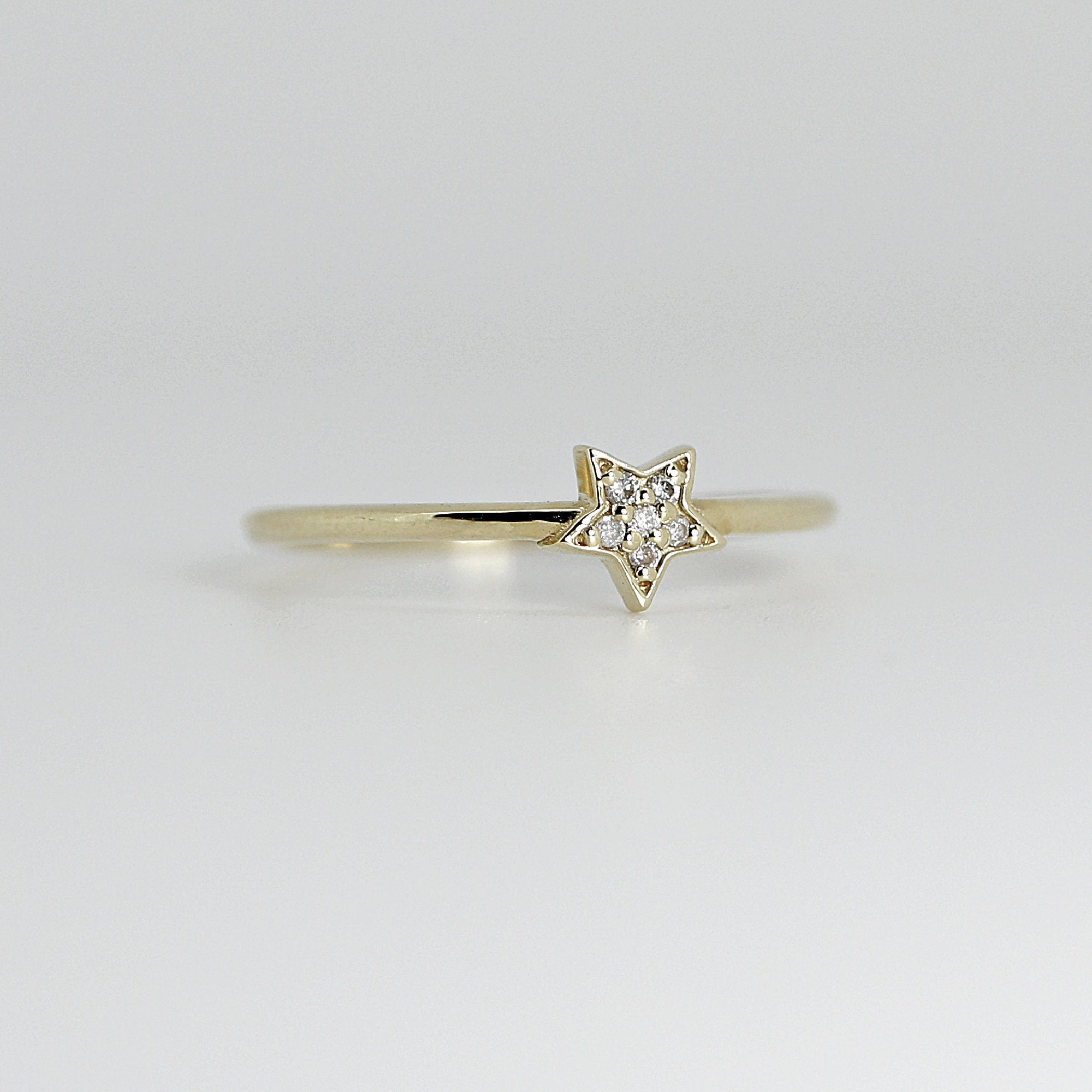 Genuine Diamond Star Ring in 14k Gold - Melt'm Jewelry