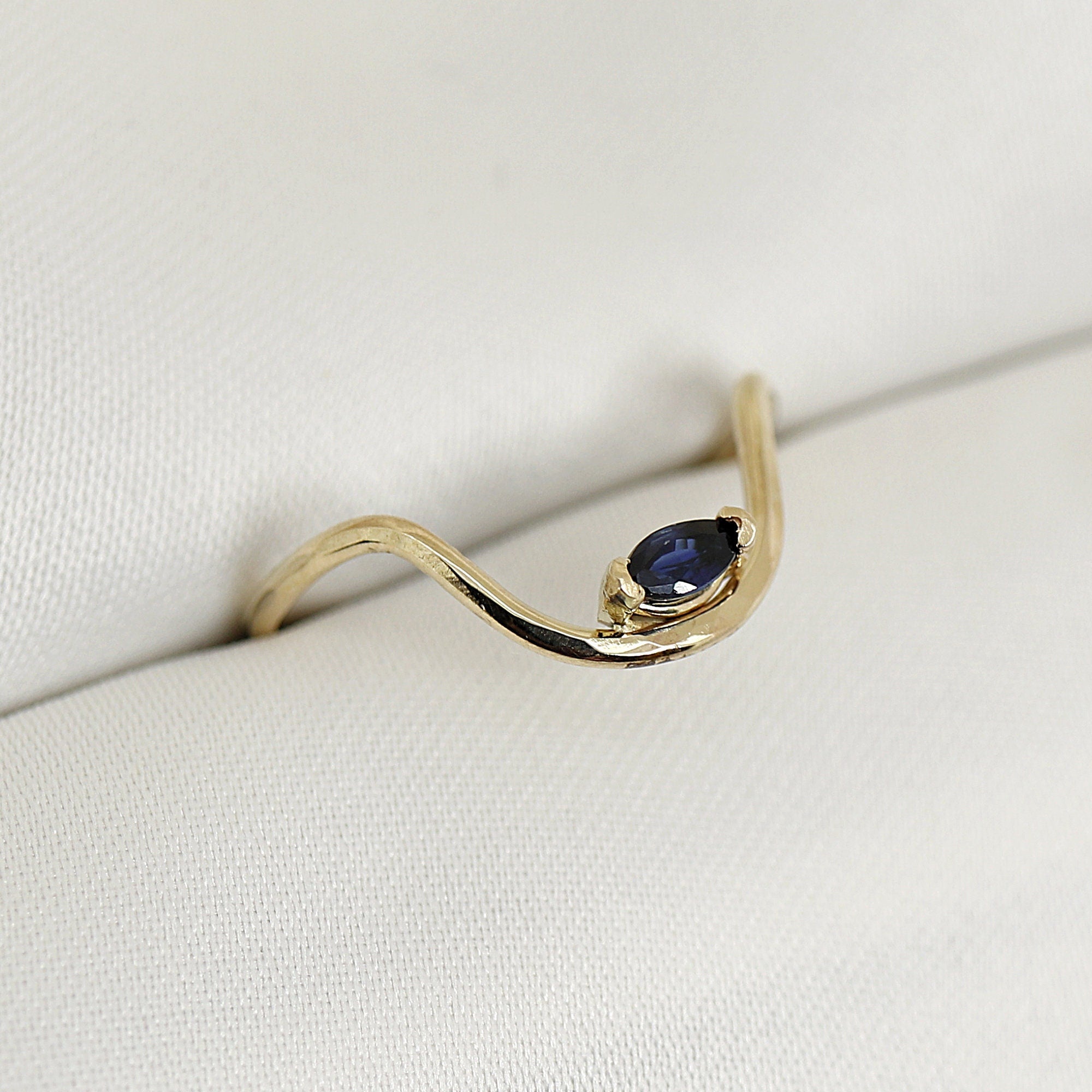 Marquise Sapphire Engagement Ring - Melt'm Jewelry