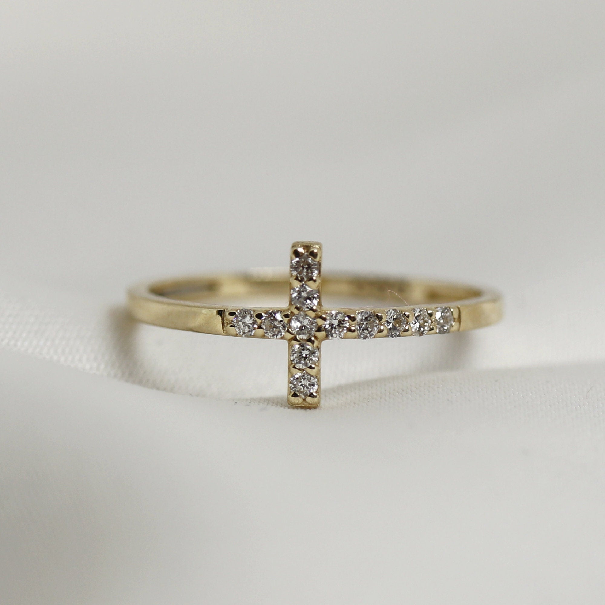 Diamond Cross Ring in 14K Gold - Melt'm Jewelry