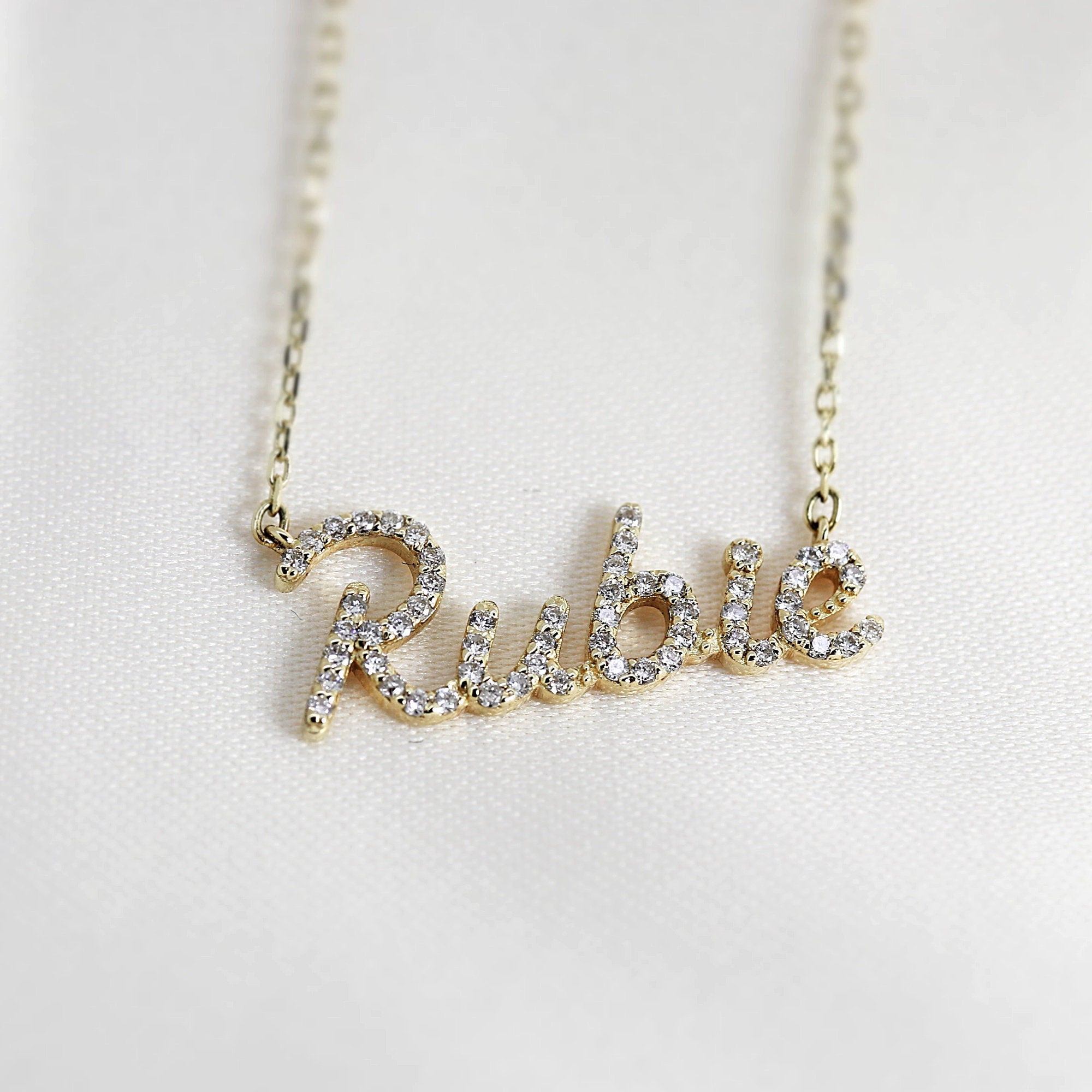 14K Solid Gold Diamond Name Necklace - Custom Personalized Jewelry - Melt'm Jewelry