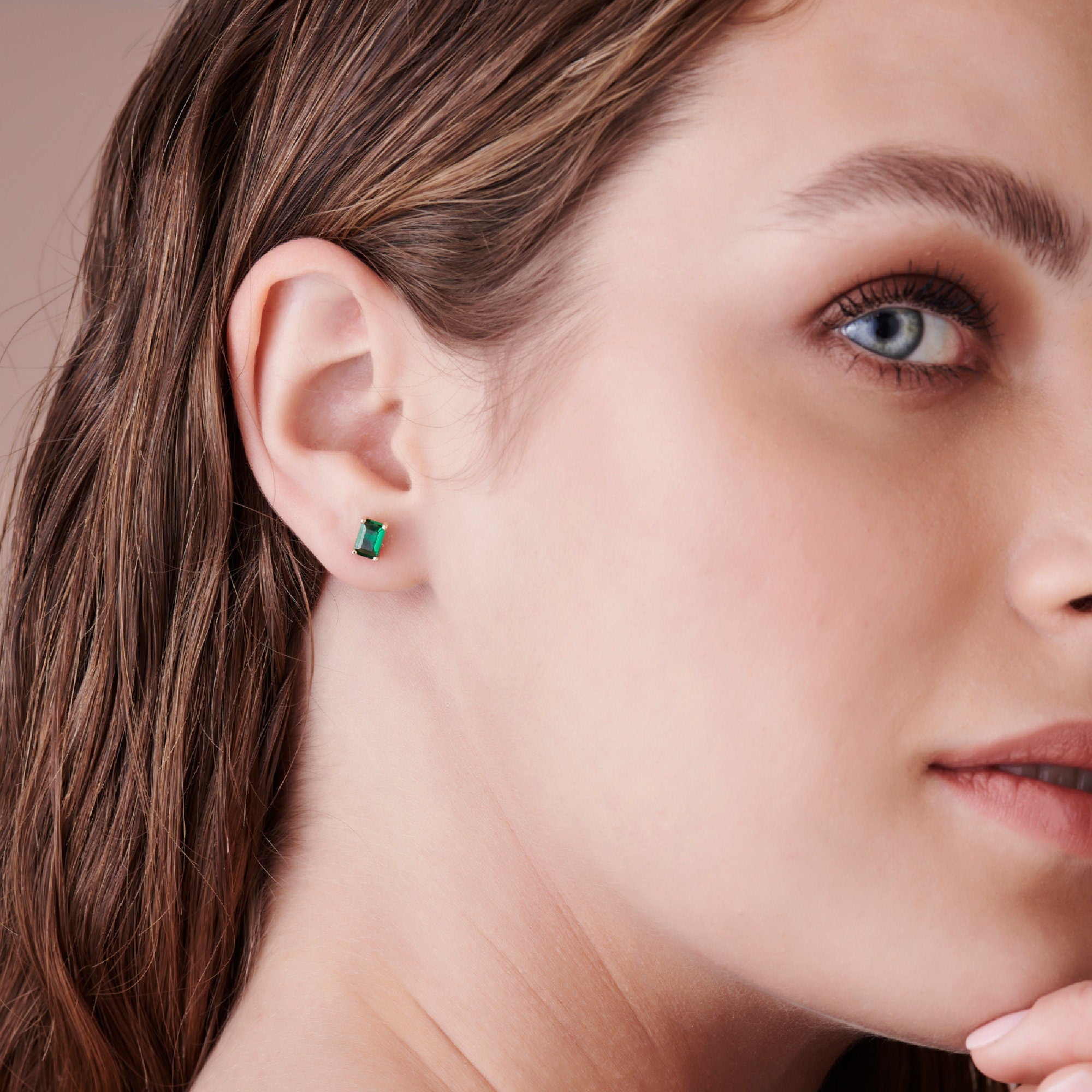 14k Gold Emerald Cut Emerald Stud Earrings - Melt'm Jewelry